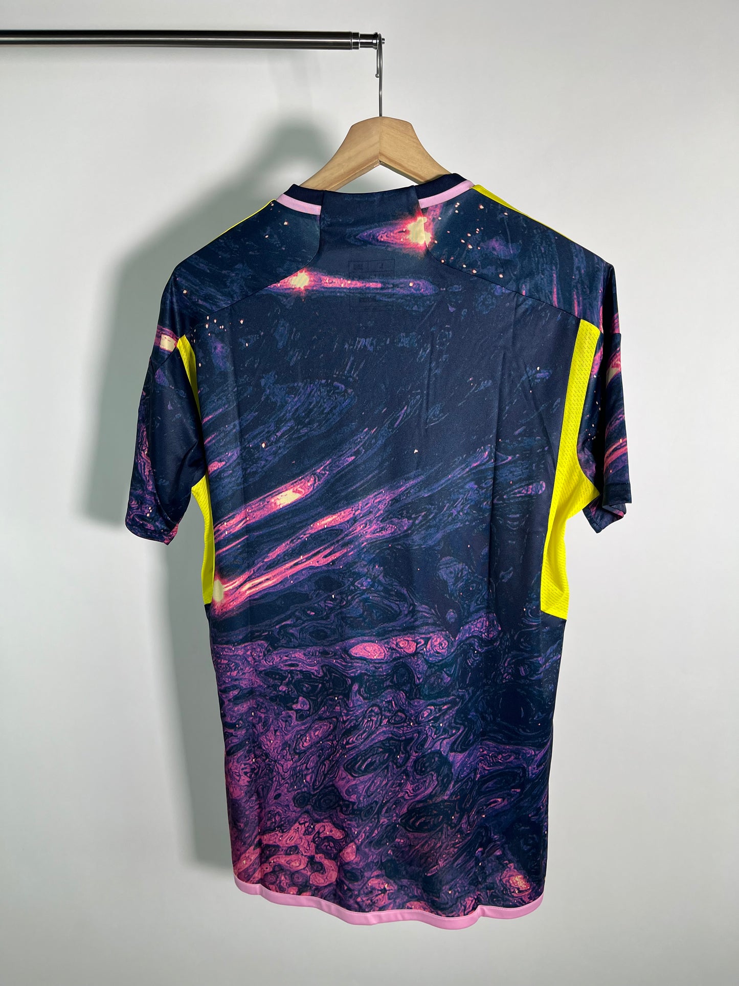 Jersey Colombia Especial Visita 2023 2024 *C/Etiquetas* (L)