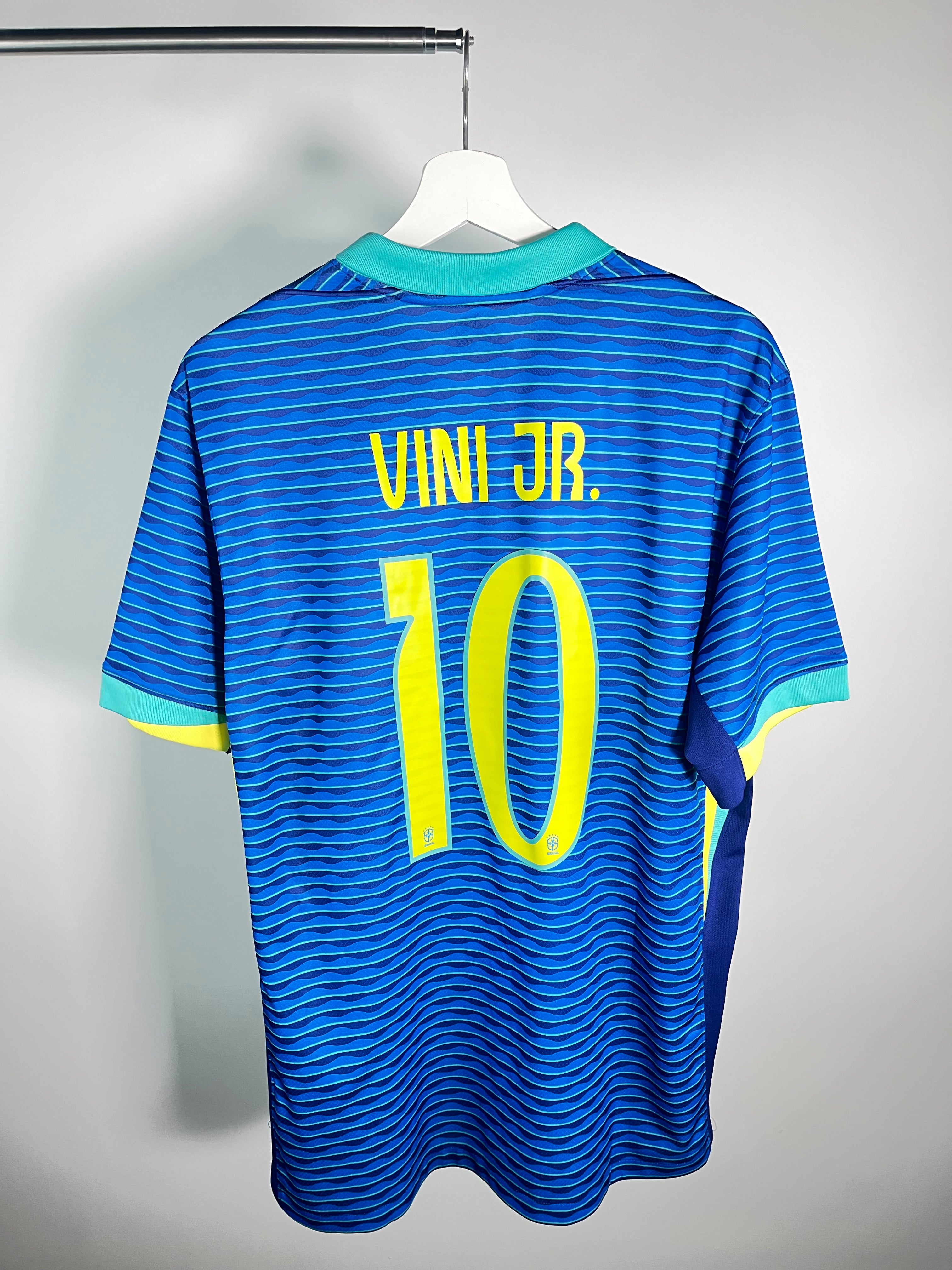 Jersey Brasil Visita 2024 2026 Vinicius Jr (L)