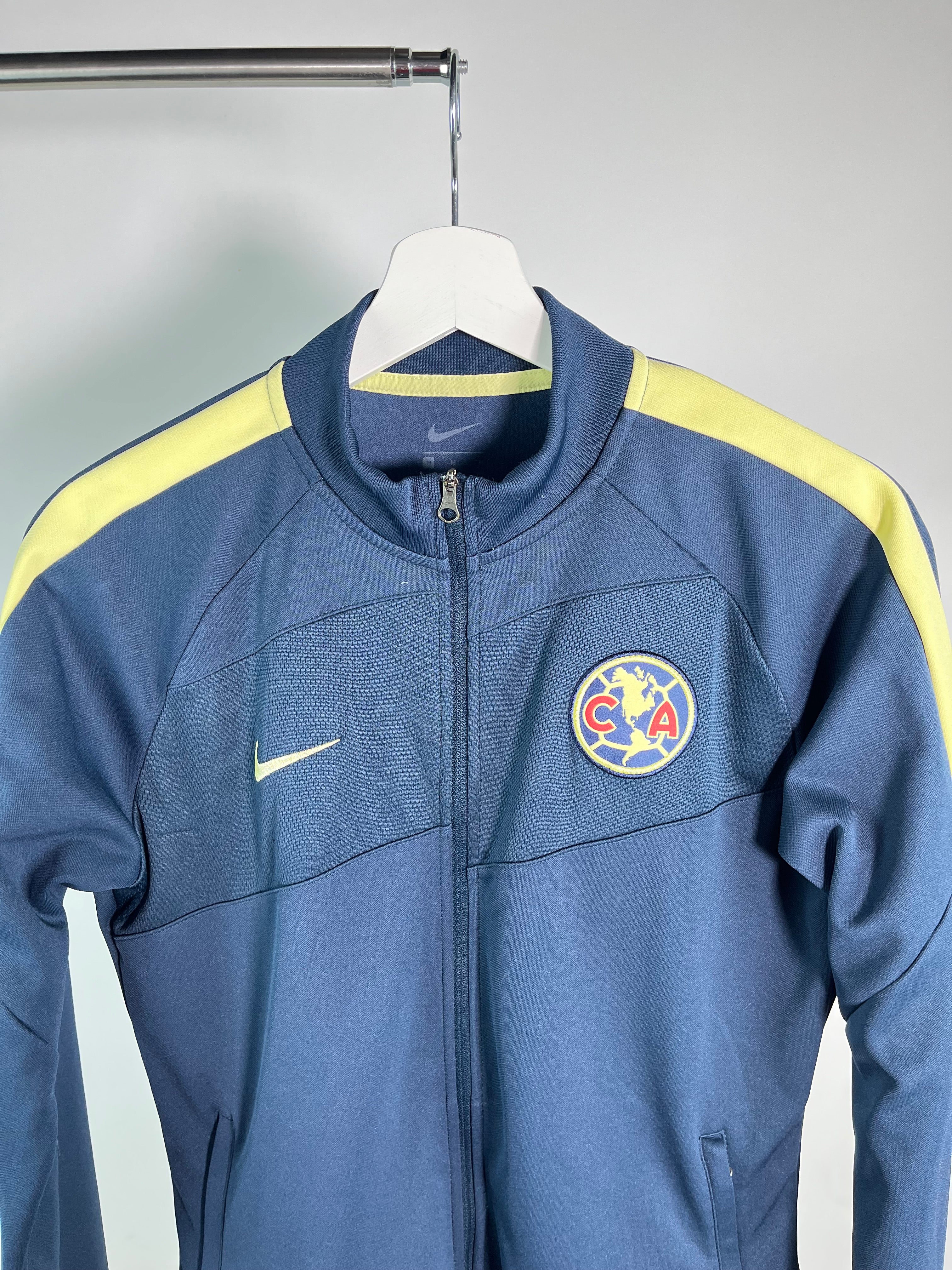 Chamarra Club America 2020 2021 (M mujer)