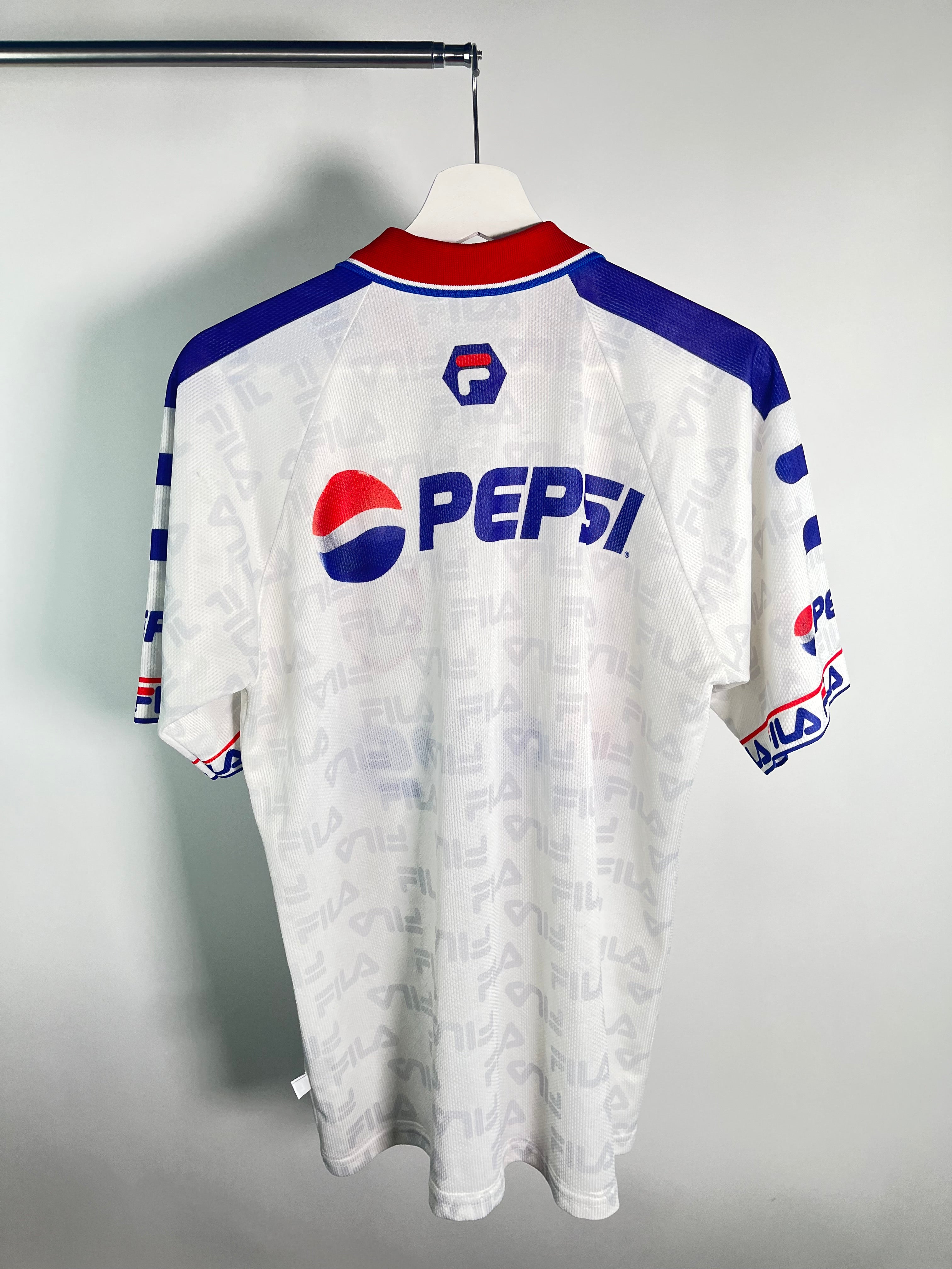 Jersey Club Nacional Local 2000 2001 (M)