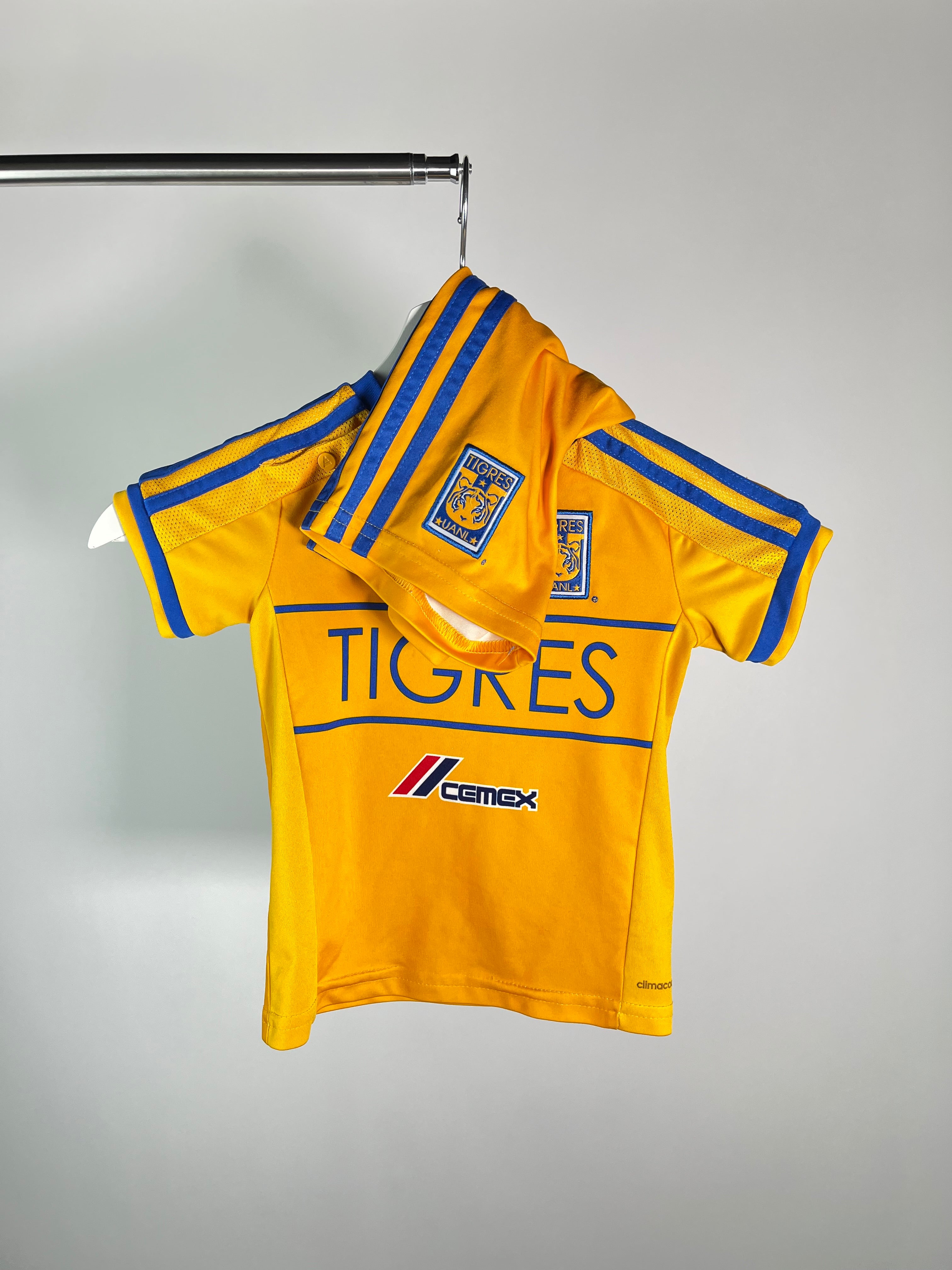 Jersey Tigres Local 2014 2015 *Incluye short* (18-24 meses)
