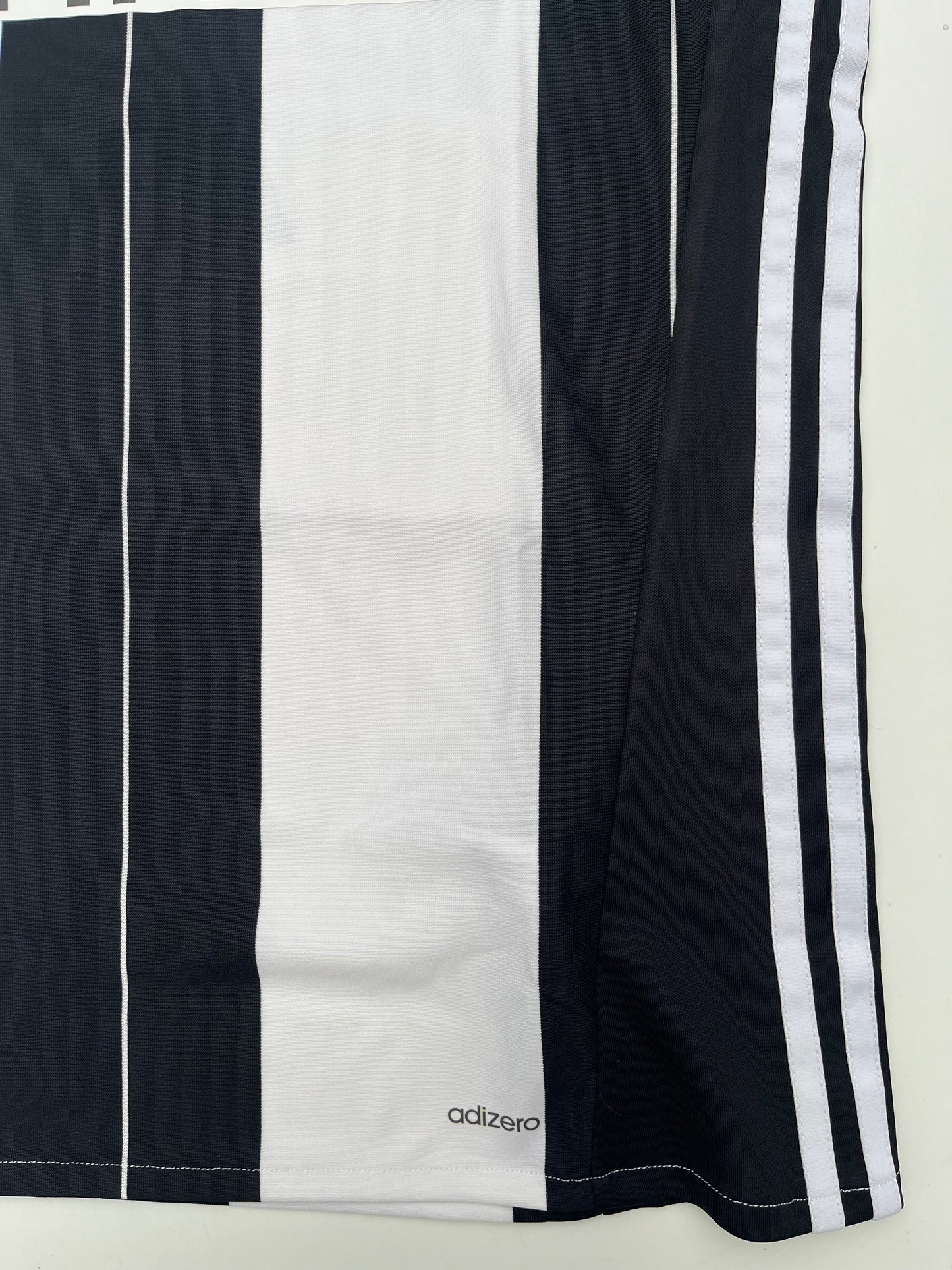 Jersey Juventus Local 2016 2017 Match Prepared Miralem Pjanić (M)