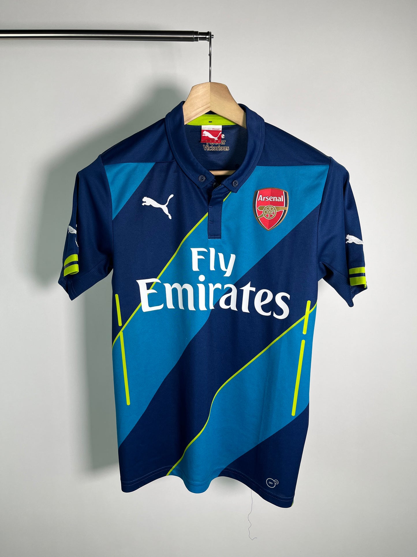 Jersey Arsenal Tercera 2014 2015 Mesut Özil (XS)