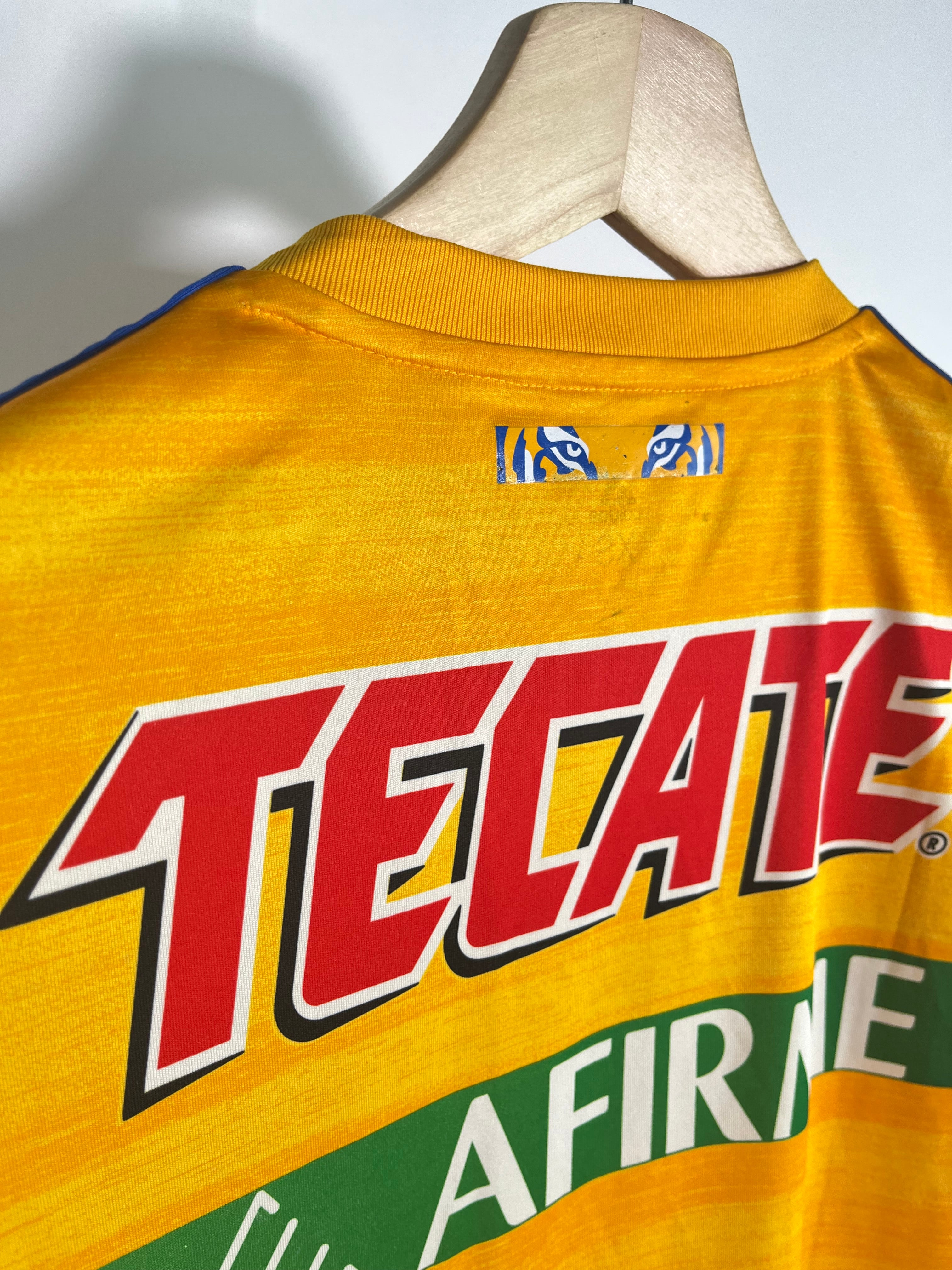 Jersey Tigres Local 2019 2020 Autografiado por Equipo Femenil (XS)