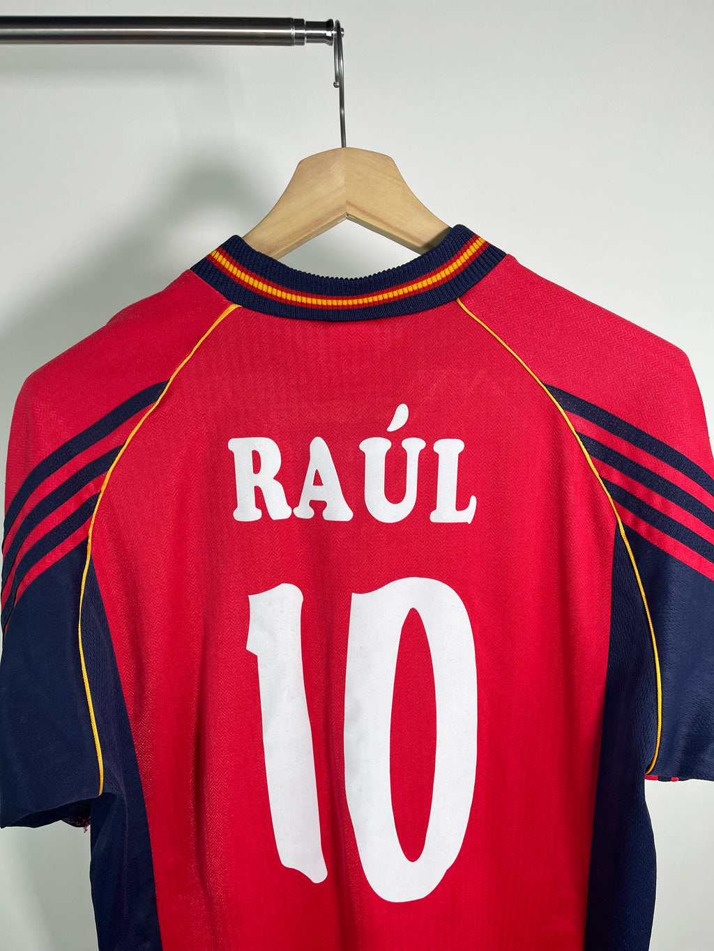 Jersey España Local 1998 2000 Raúl González (L)