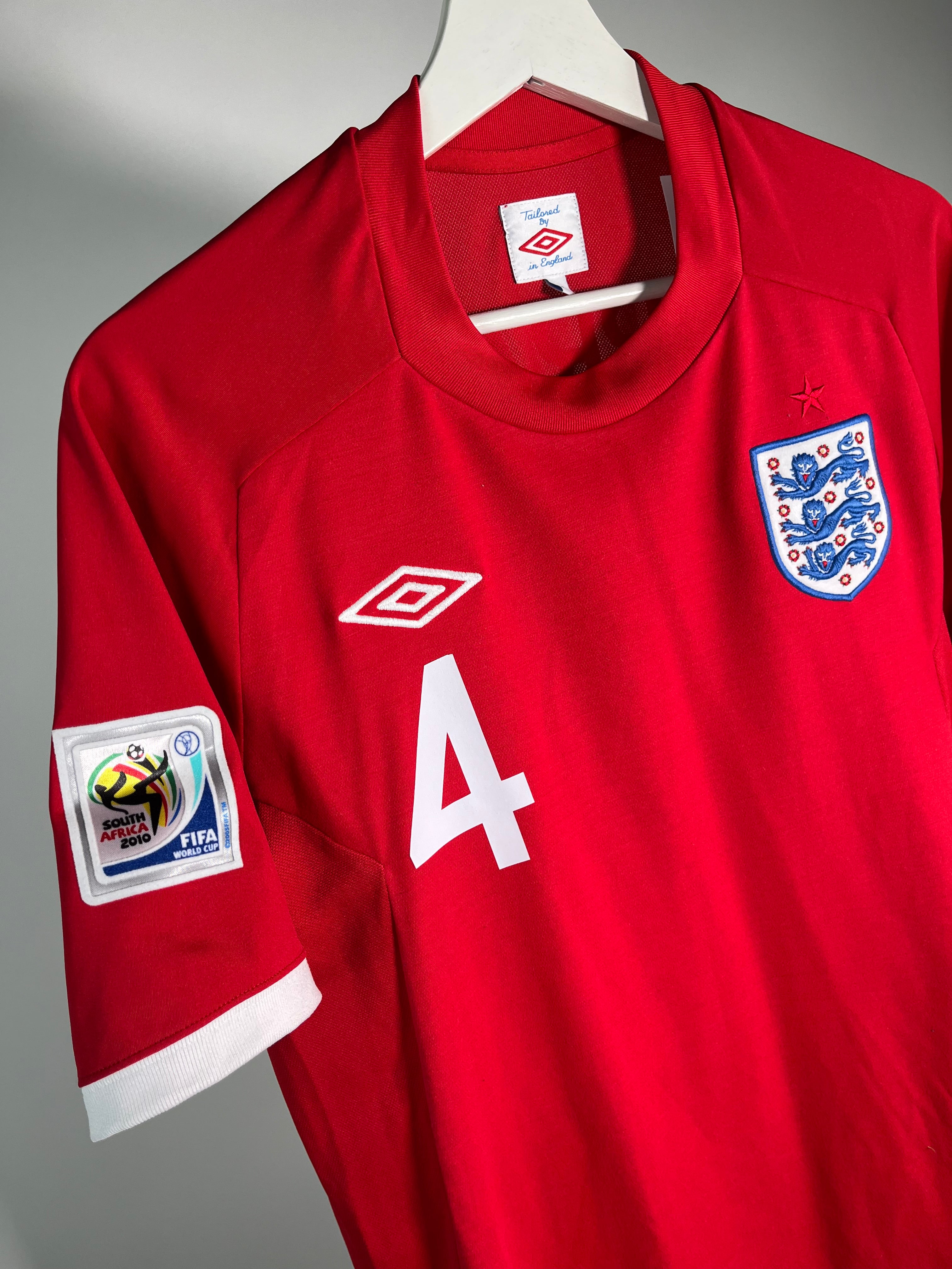 Jersey Inglaterra Visita 2010 2012 *Mundial Sudáfrica* Steven Gerrard (S)