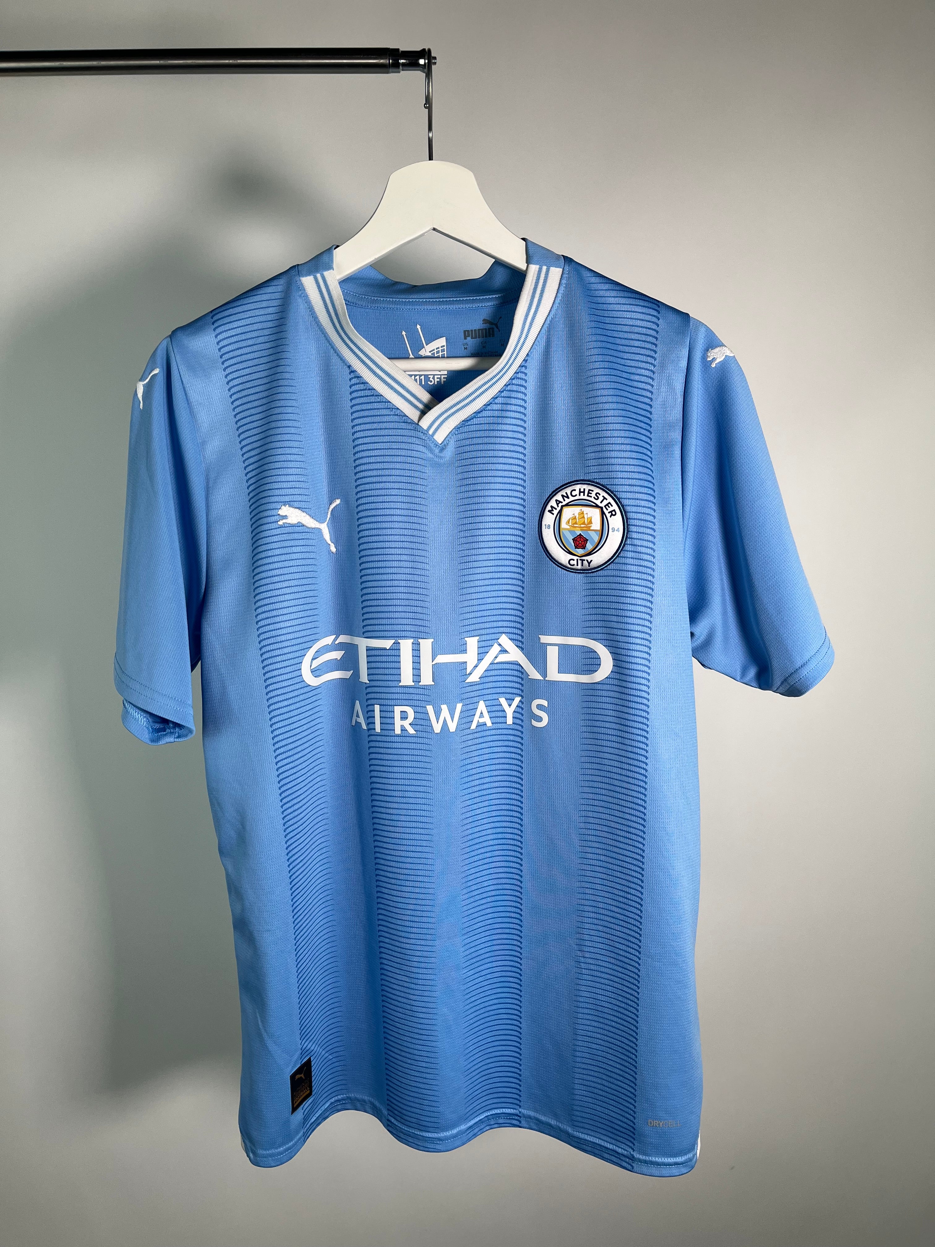 Jersey Manchester City Local 2023 2024 Erling Haaland (M)