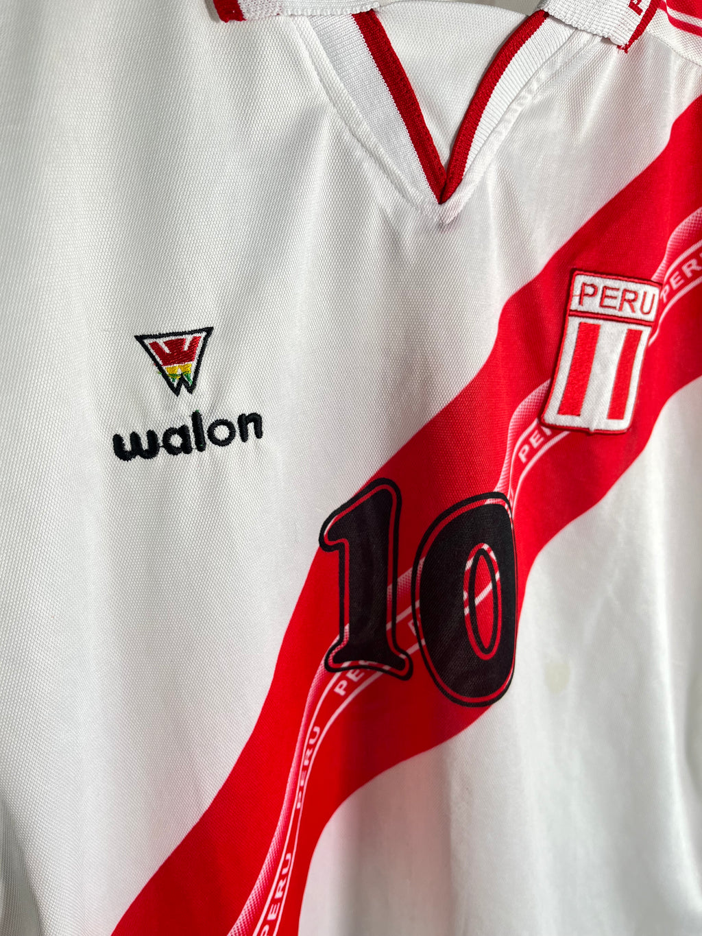 Jersey Peru Local 2000 2002 Roberto Palacios (L)