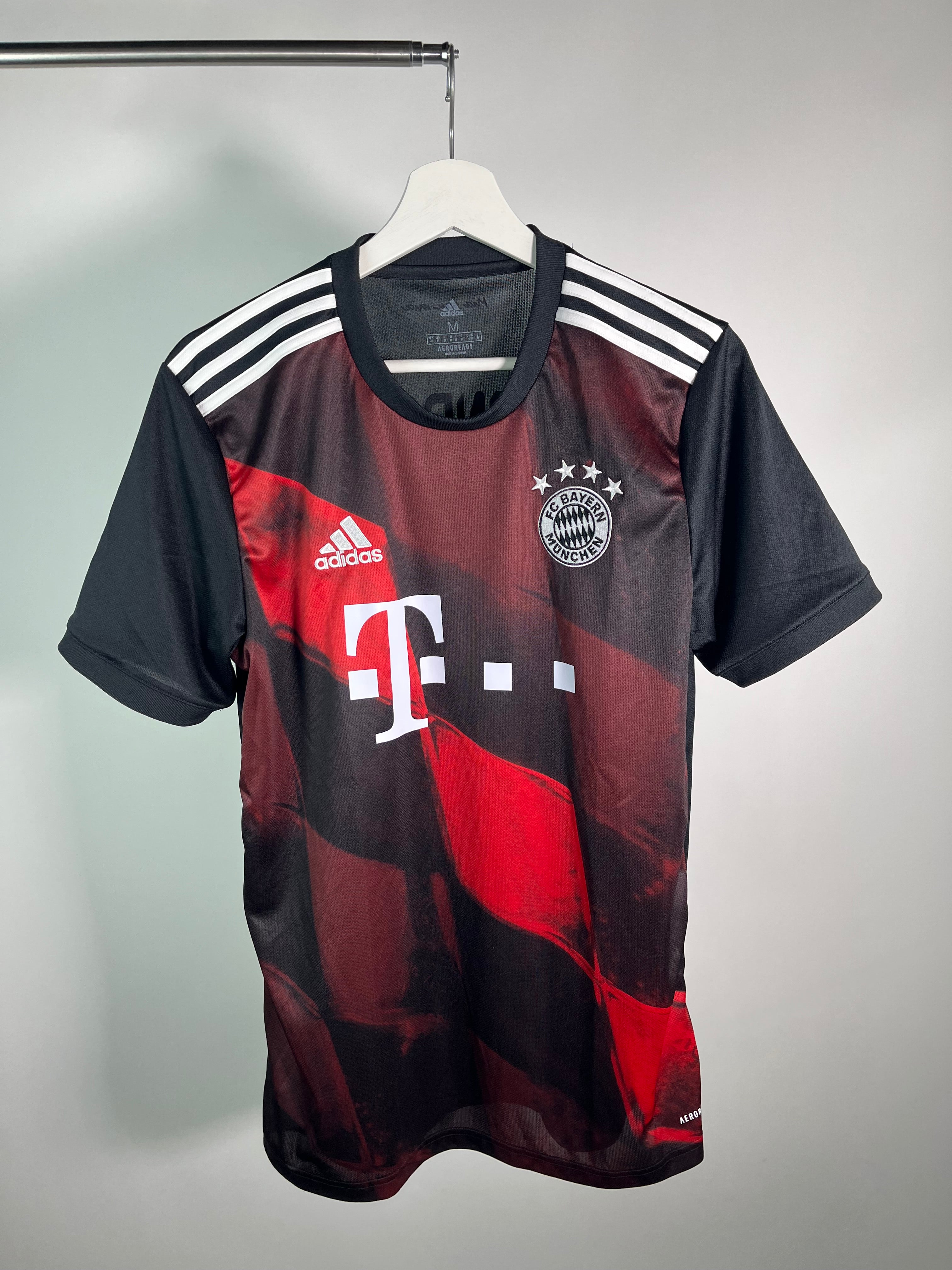 Jersey Bayern Munich Tercera 2020 2021 Robert Lewandowski (M)