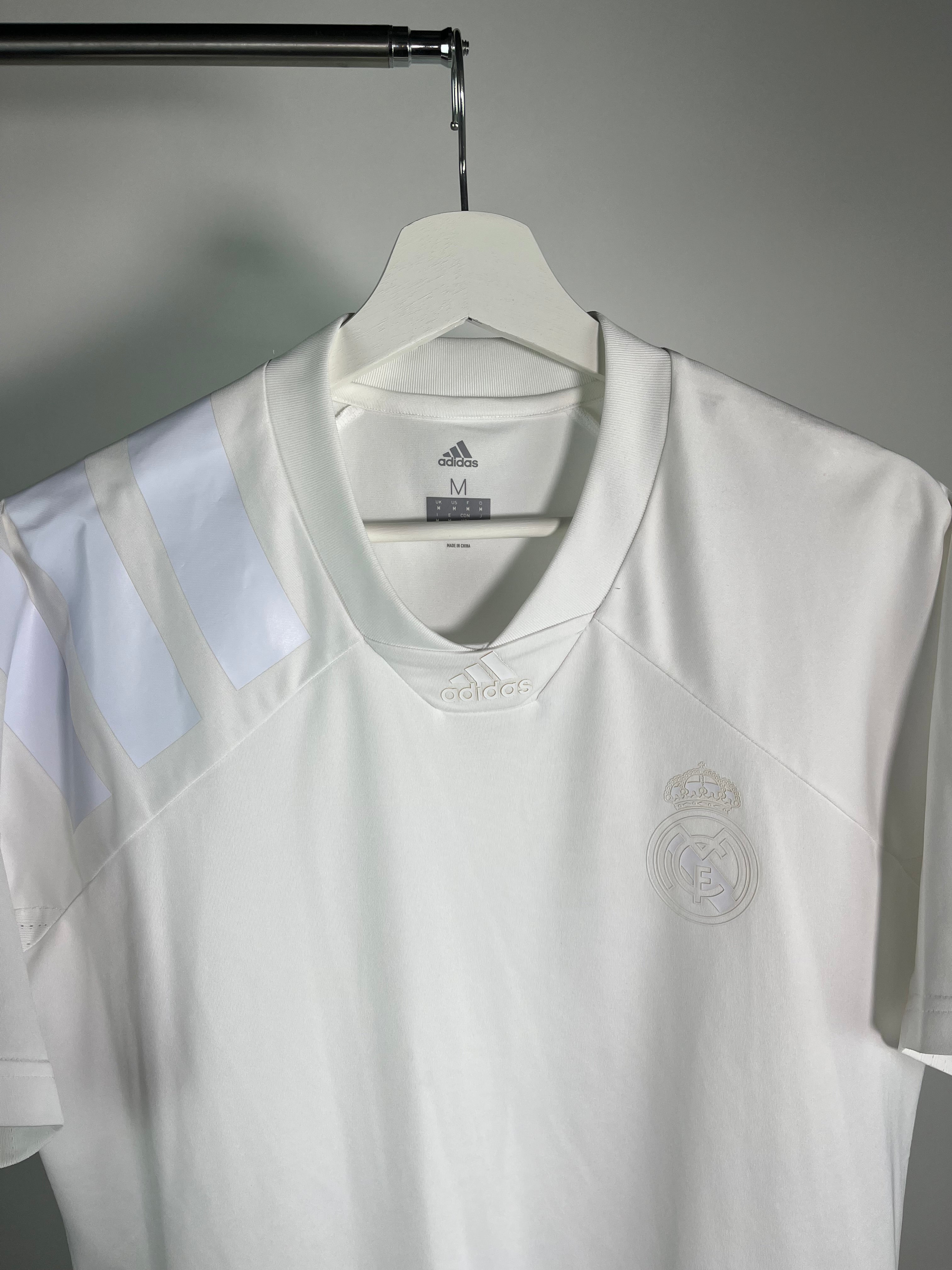 Jersey Real Madrid Icon 2016 2017 (M)