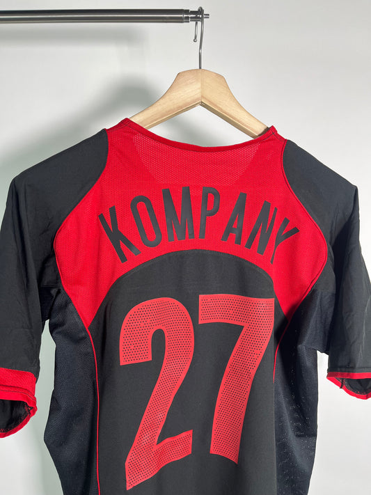 Jersey Belgica Visita 2004 2006 *Total 90* Vincent Kompany (L)