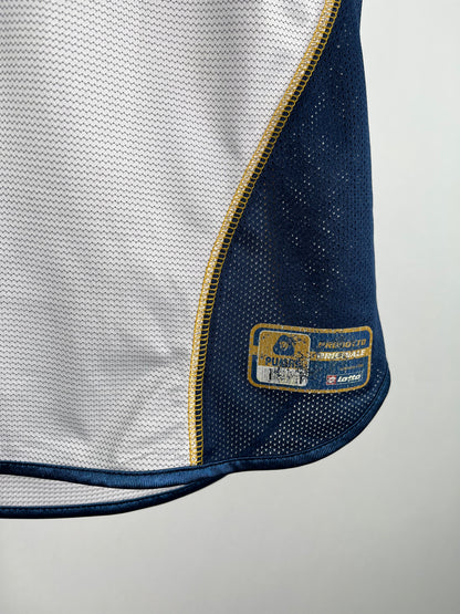 Jersey Pumas Local 2004 2005 Darío Verón (L)