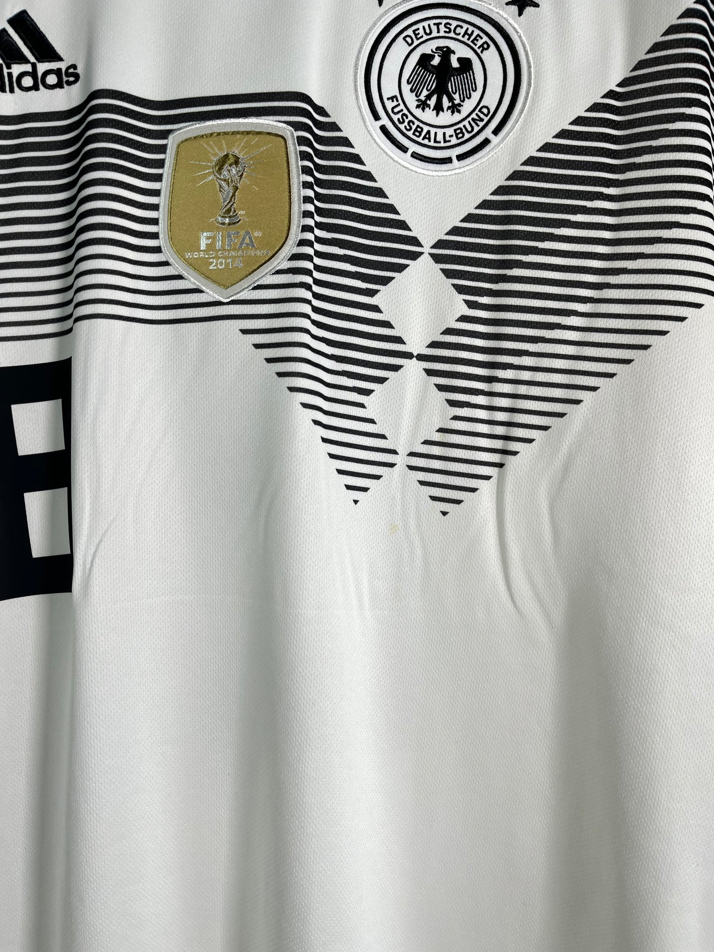 Jersey Alemania Local 2018 2019 Toni Kroos (L)