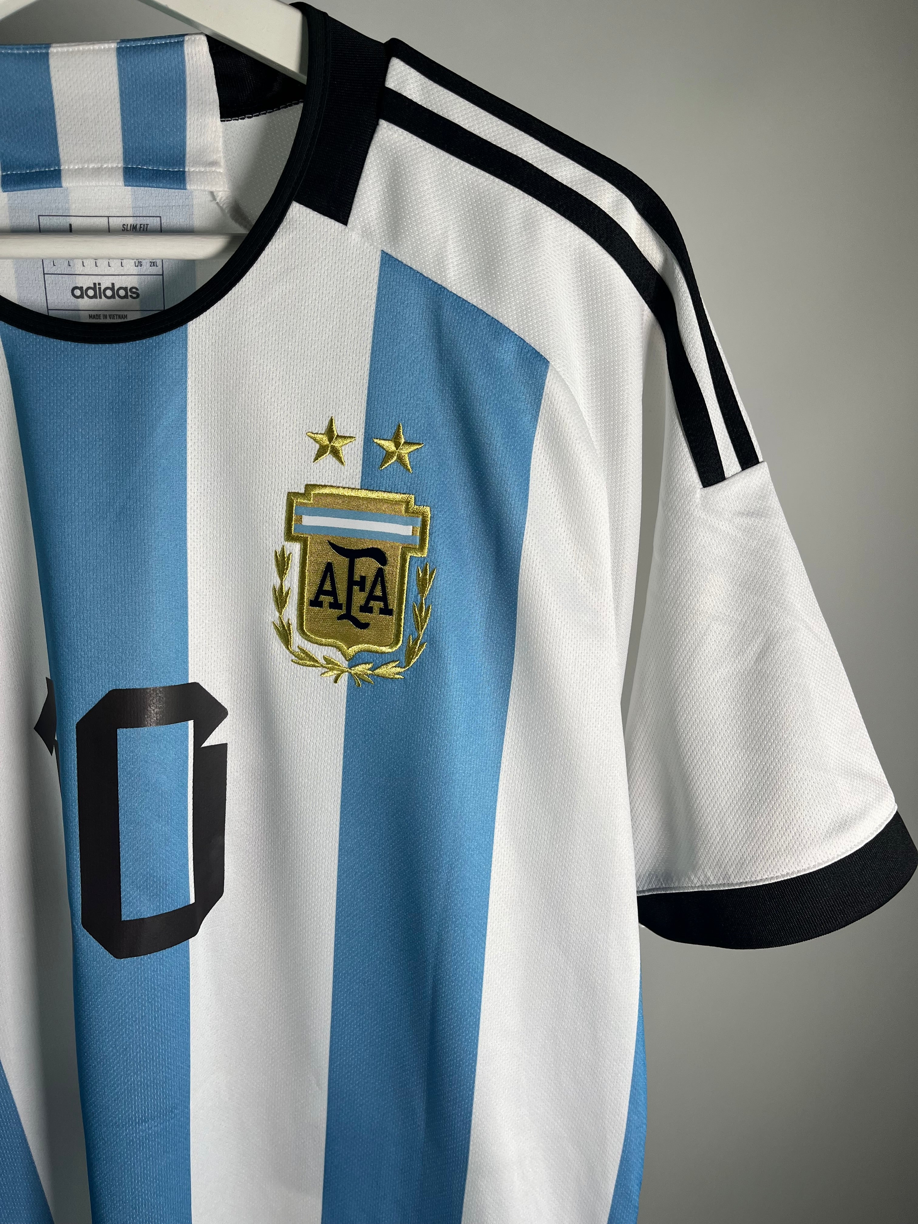 Jersey Argentina Local 2022 2024 Lionel Messi (L)
