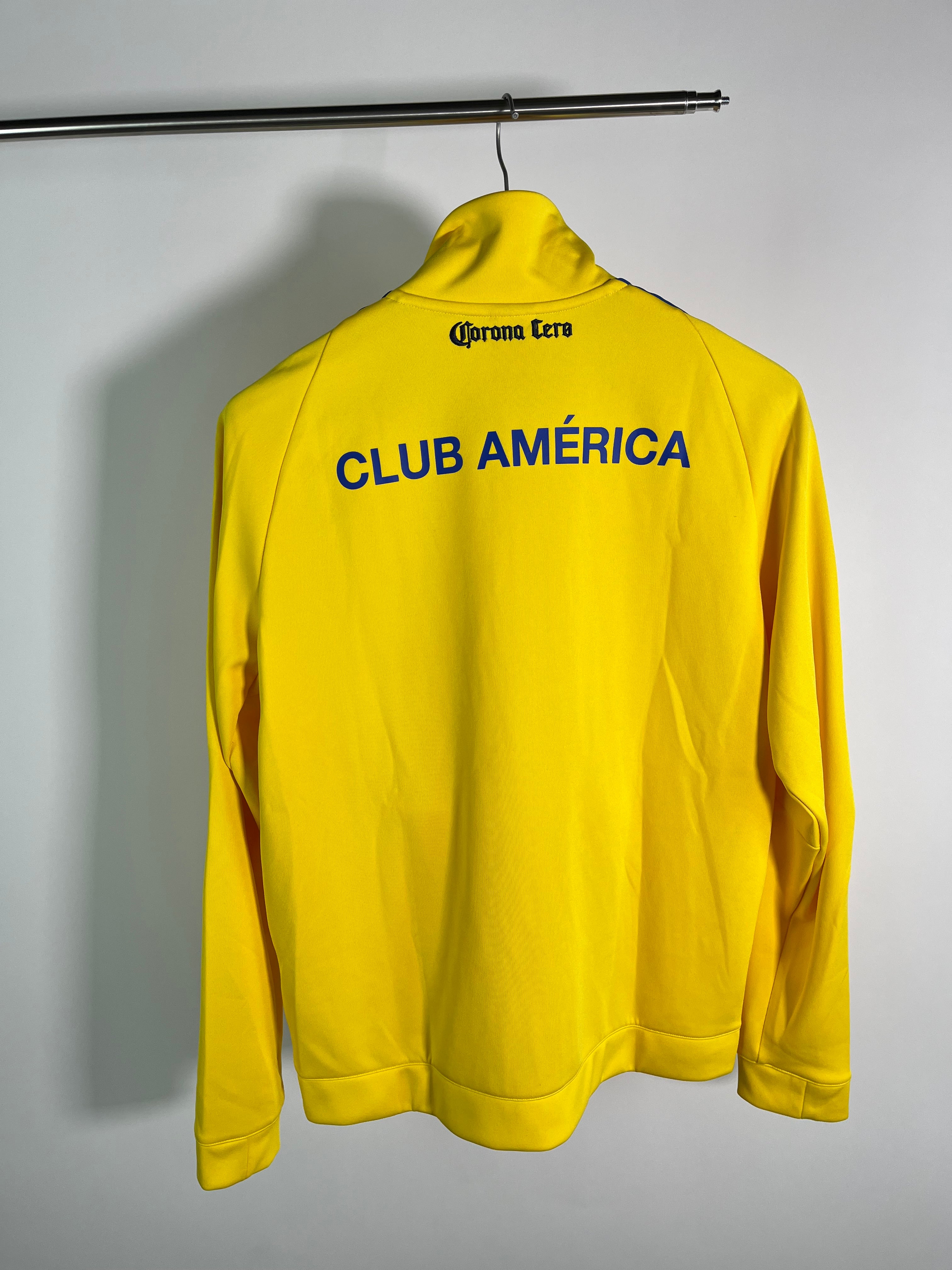 Chamarra Club America 2017 2018 Utilería (L)