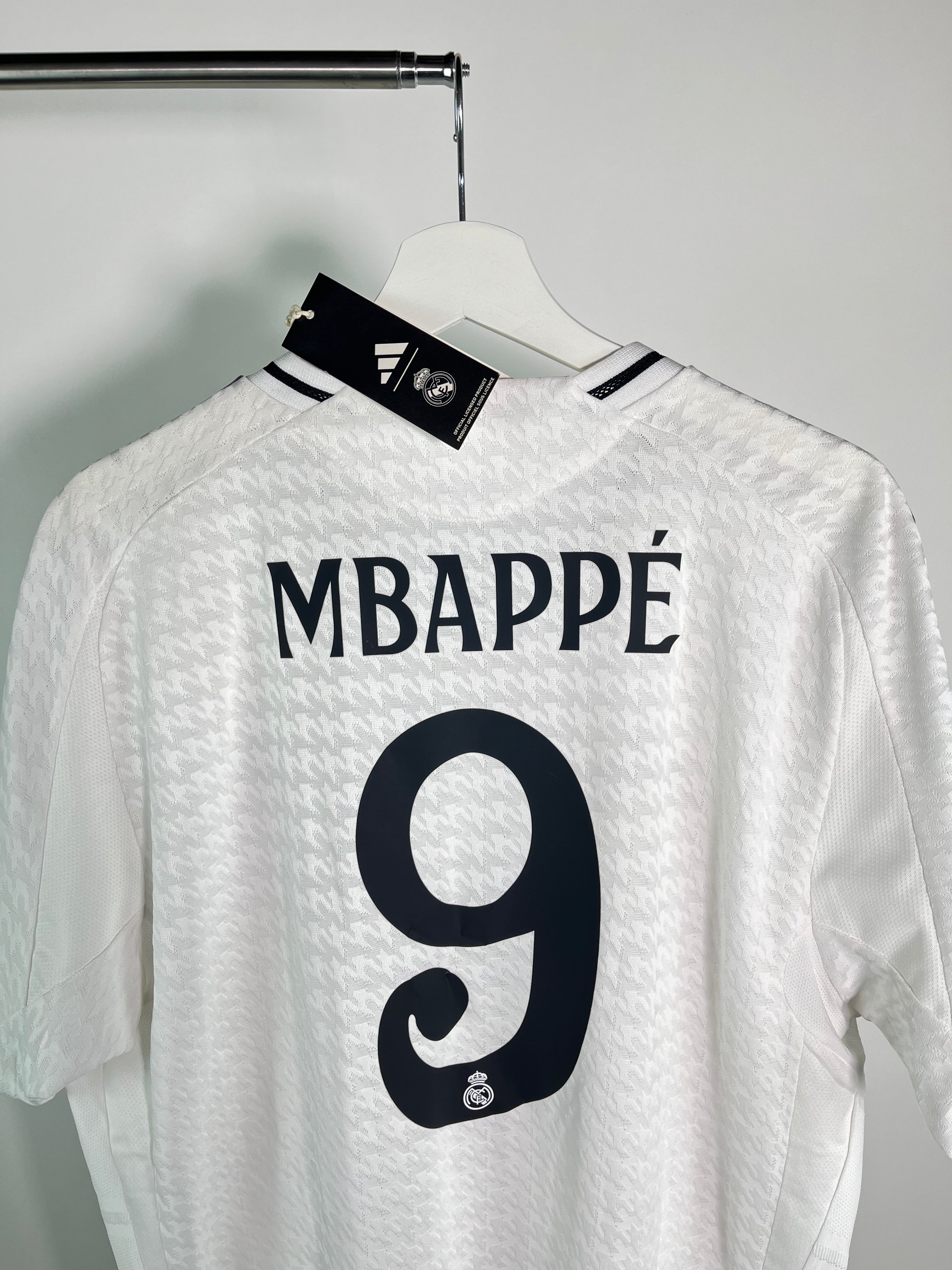 Jersey Real Madrid Local 2024 2025 Version Jugador *C/Etiquetas* Kylian Mbappé(XL)