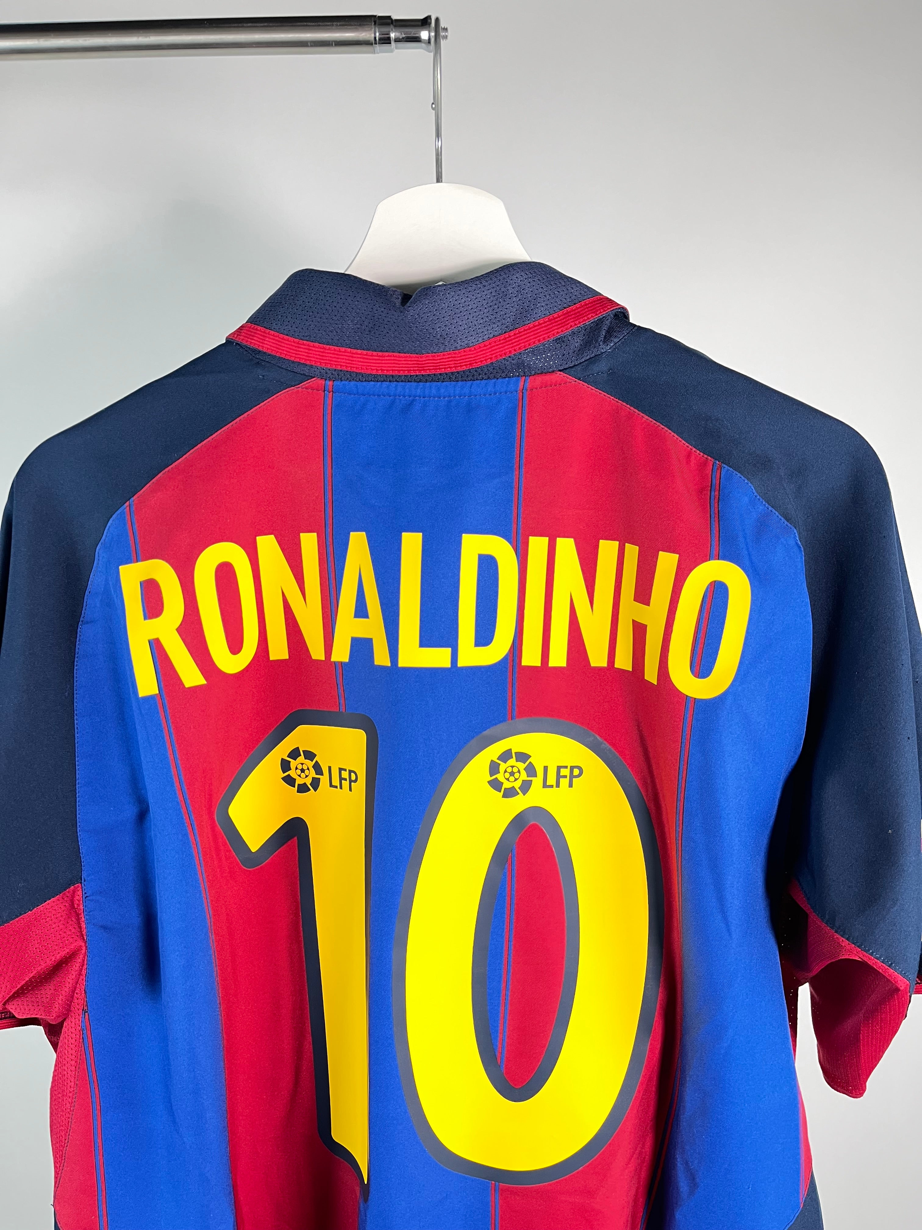 Jersey Barcelona Local 2003 2004 Ronaldinho (L)
