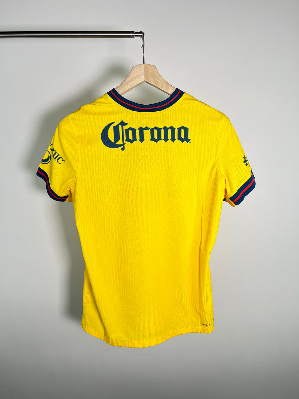Jersey Club America Local 2024 2025 Utilería (L Mujer)