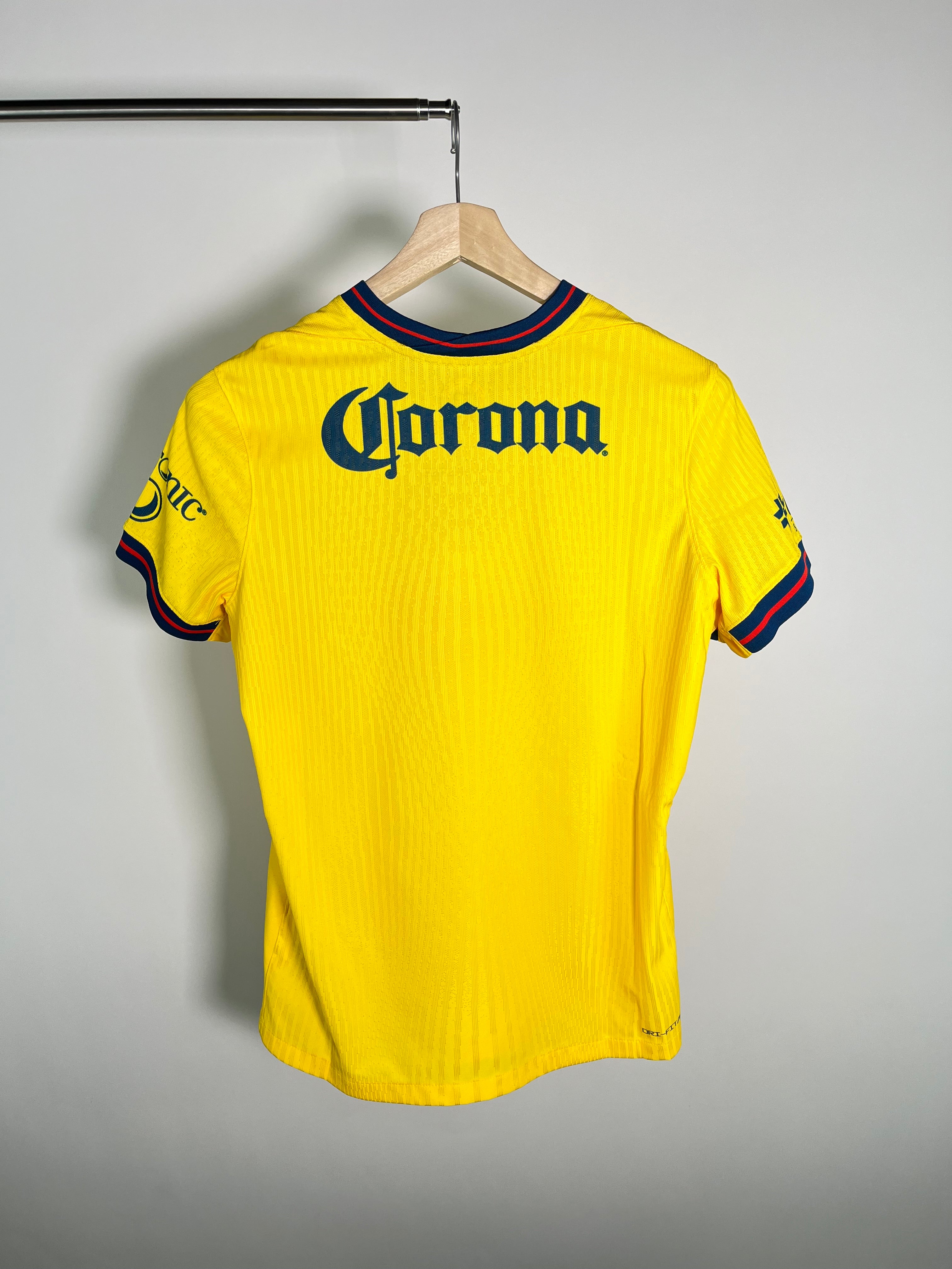 Jersey Club America Local 2024 2025 Utilería (L Mujer)