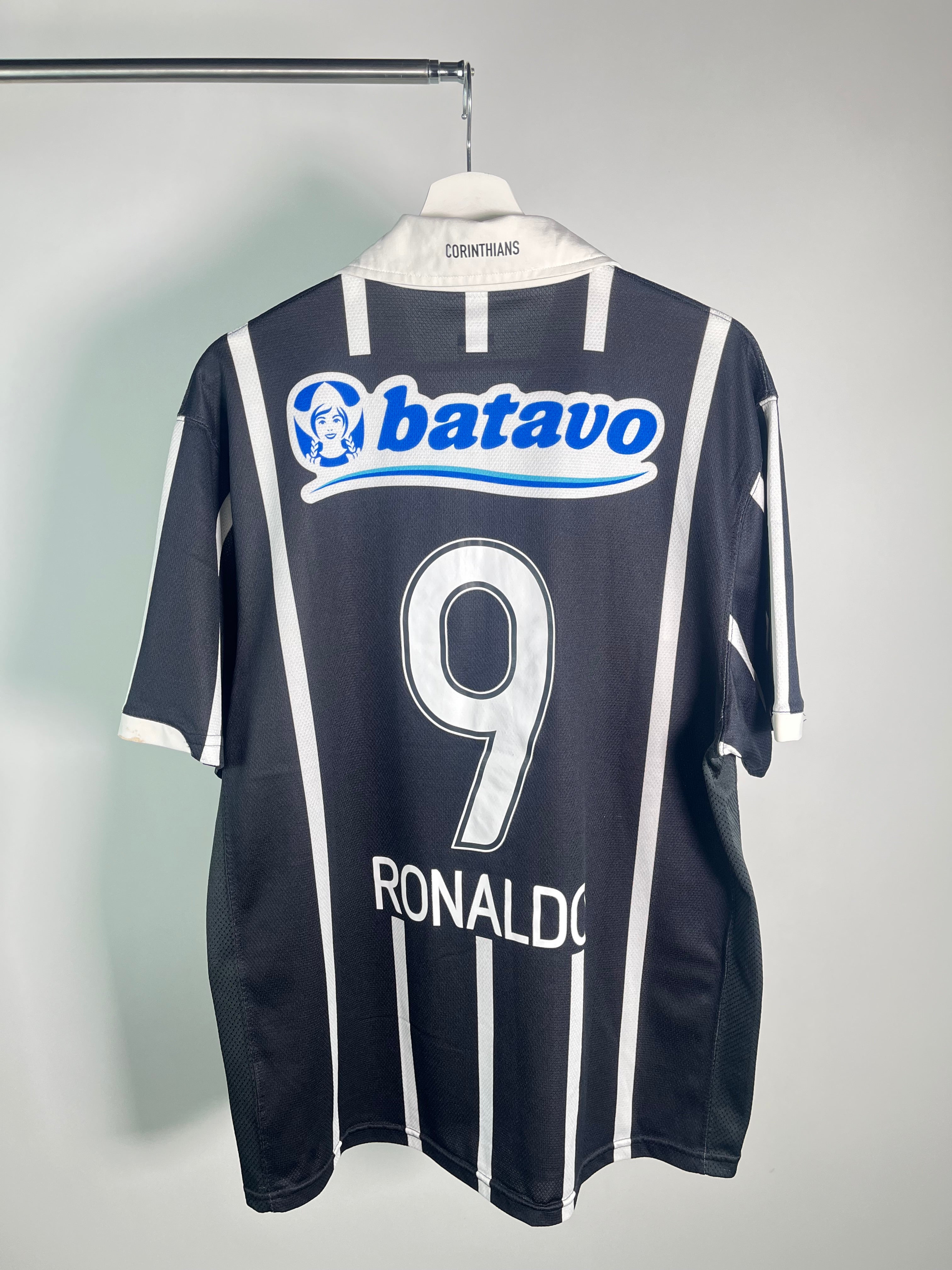 Jersey Corinthians Visita 2009 2010 Ronaldo Nazario (L)