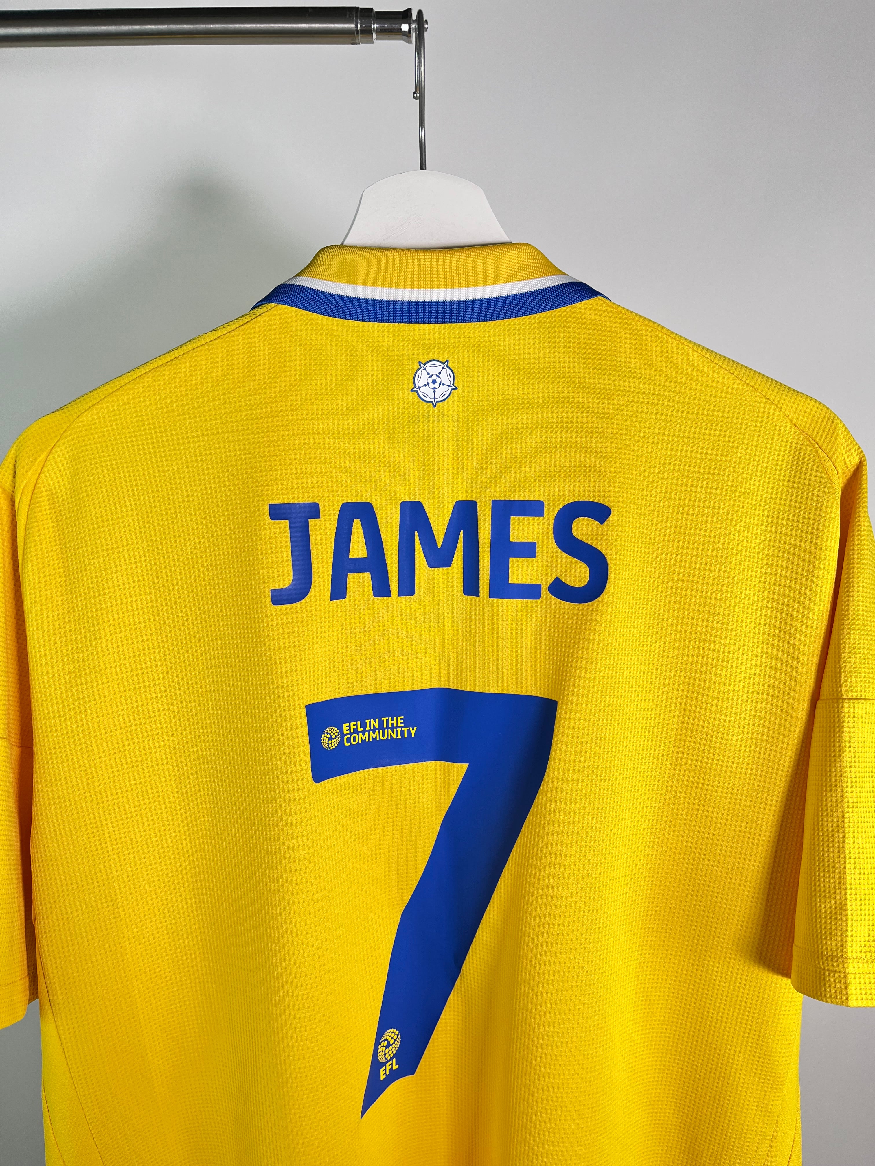 Jersey Leeds United Visita 2024 2025 Daniel James (XL)