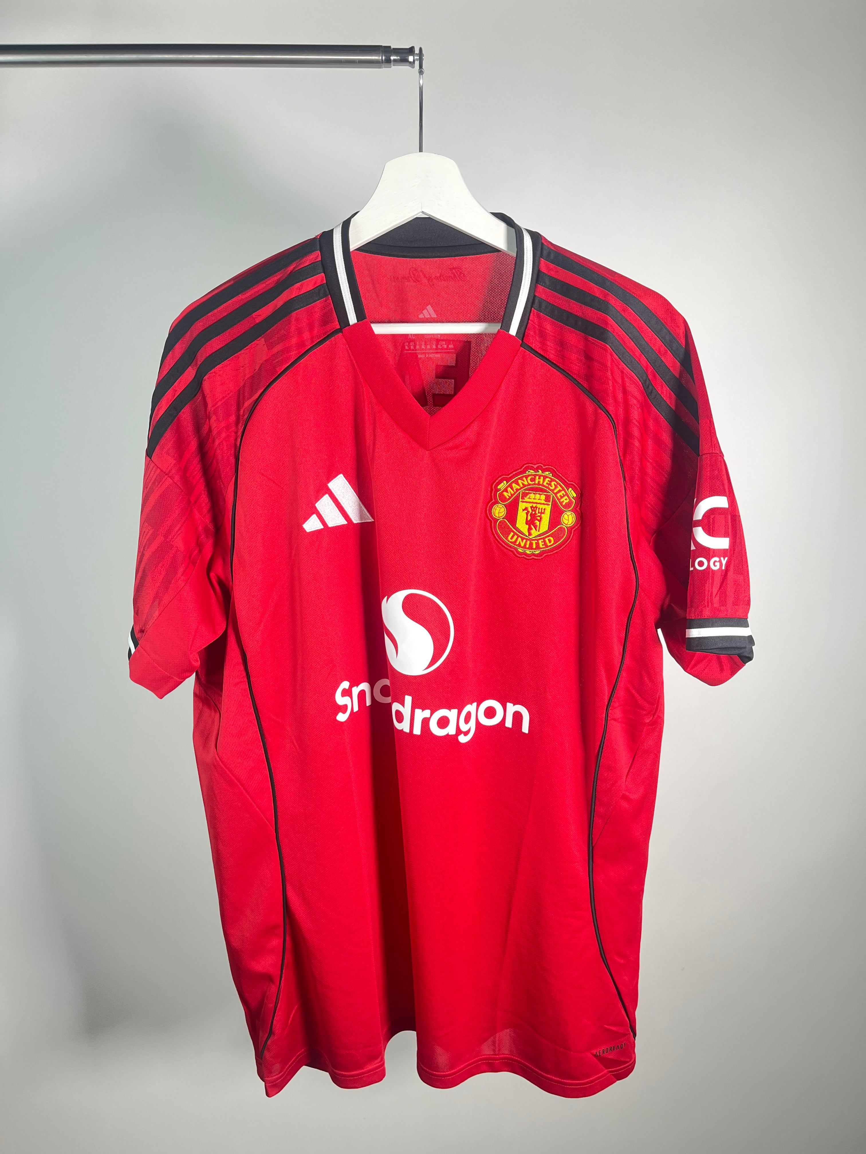 Jersey Manchester United Local 2025 2026 Casemiro (XL)
