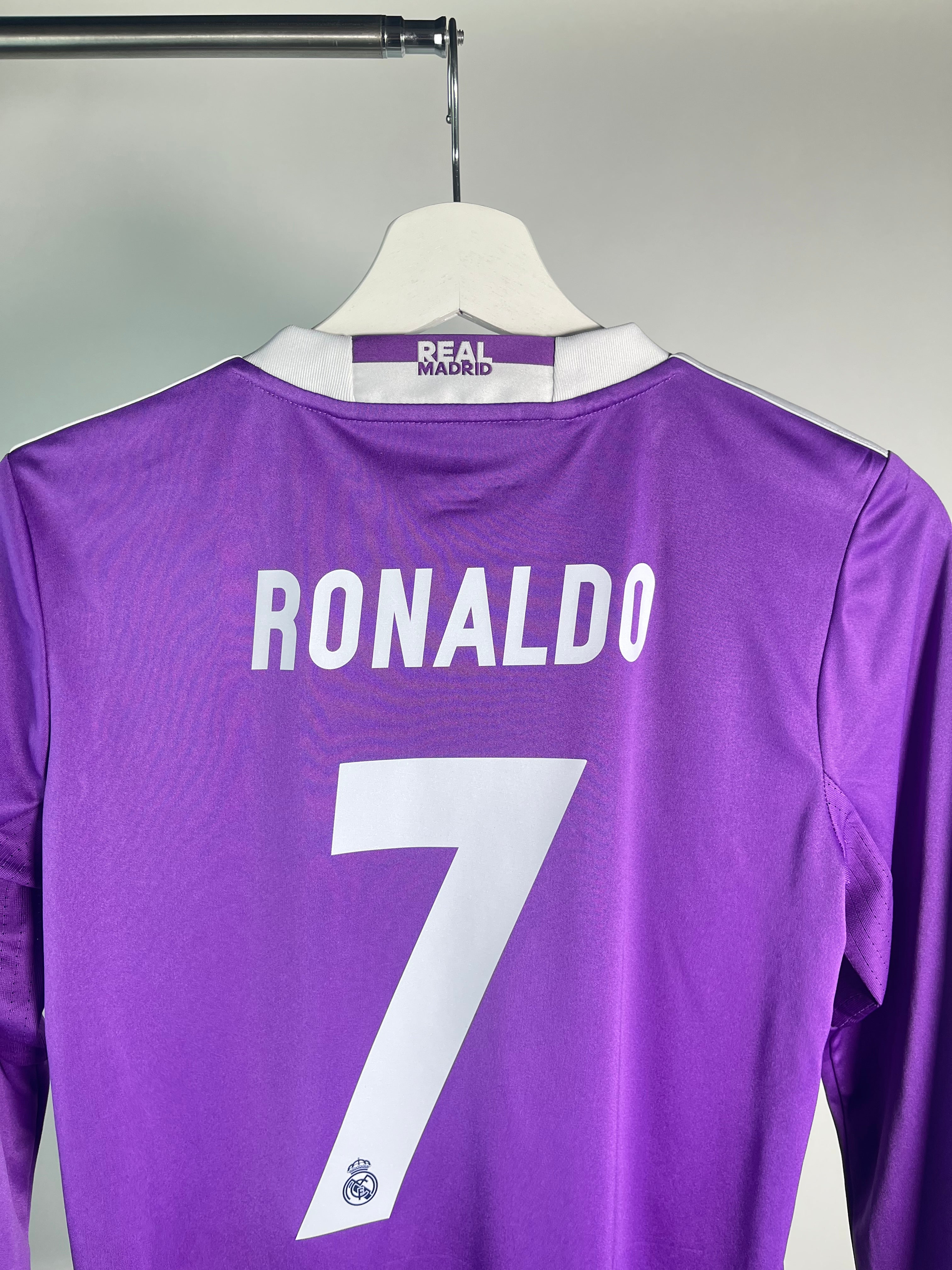 Jersey Real Madrid Visita 2016 2017 Manga Larga Crisitano Ronaldo (M Niño)