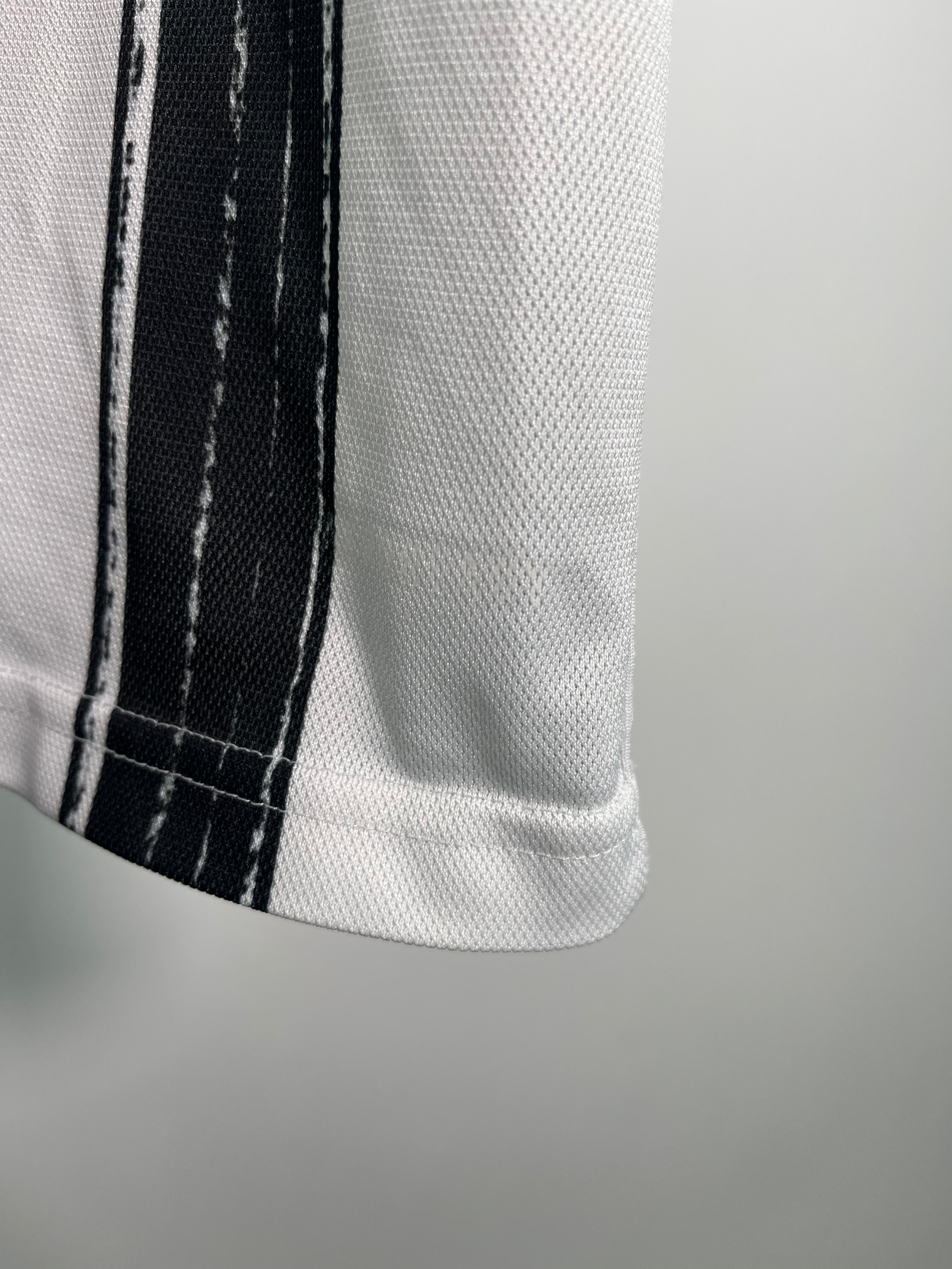 Jersey Juventus Local 2020 2021 Cristiano Ronaldo (L)