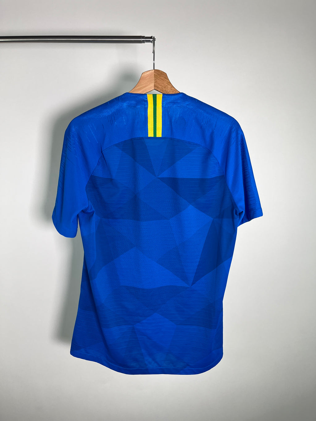 Jersey Brasil Visita 2018 2019 Versión Jugador (M)