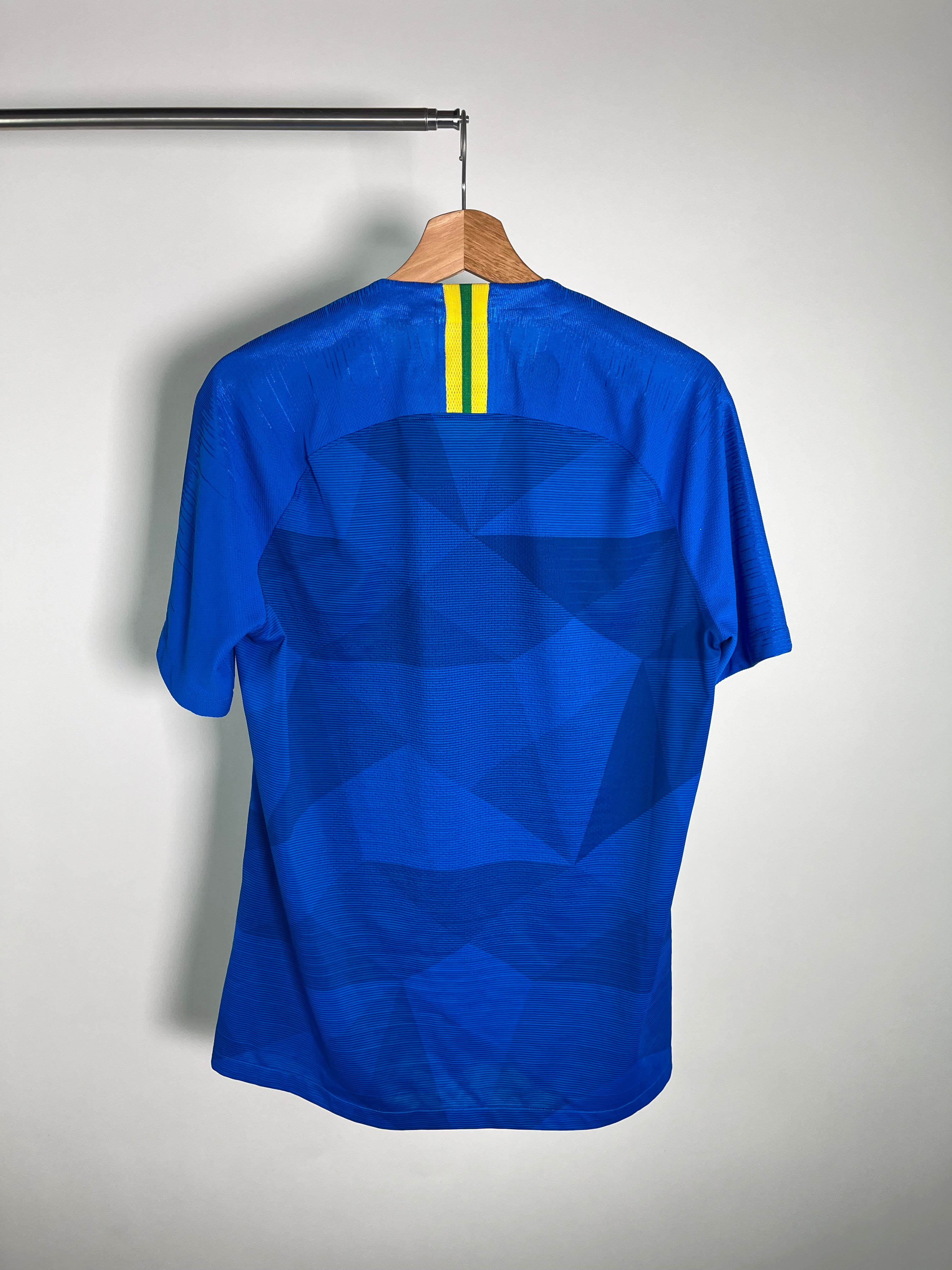 Jersey Brasil Visita 2018 2019 Versión Jugador (M)