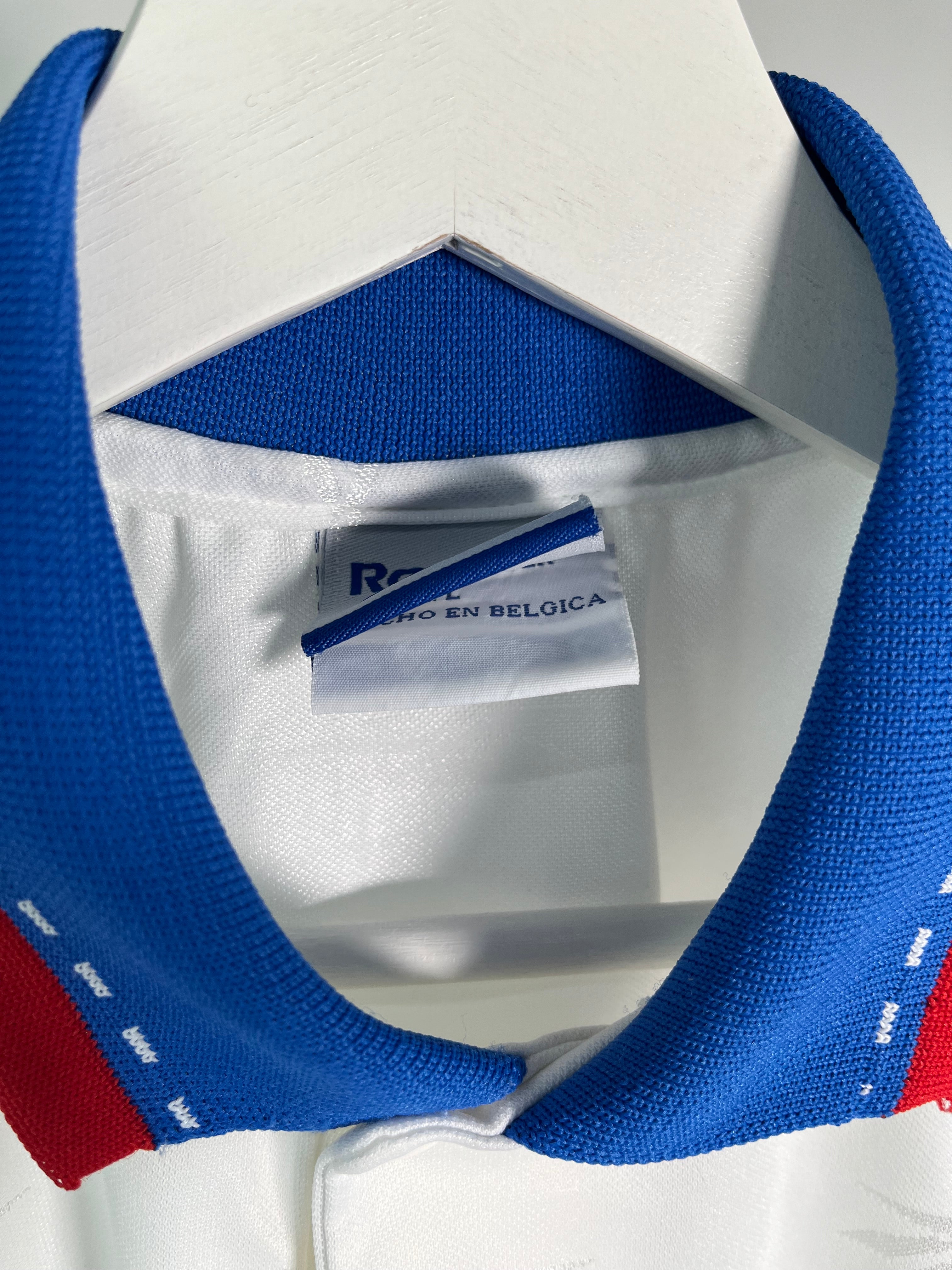 Jersey Universidad Católica de Chile Local 1998 1999 Utilería Claudio Nuñez (L)