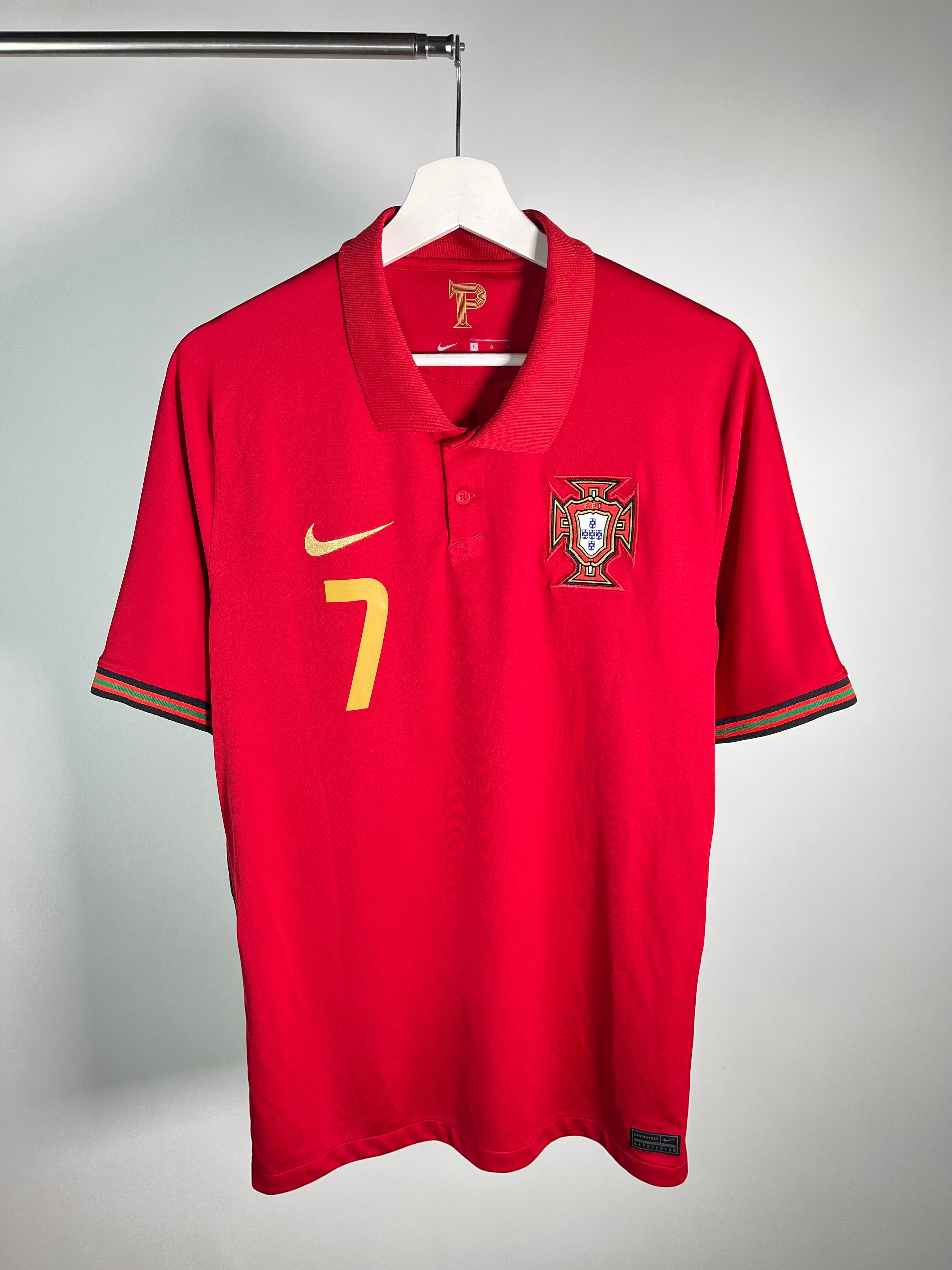 Jersey Portugal Local 2020 2022 Cristiano Ronaldo (L)