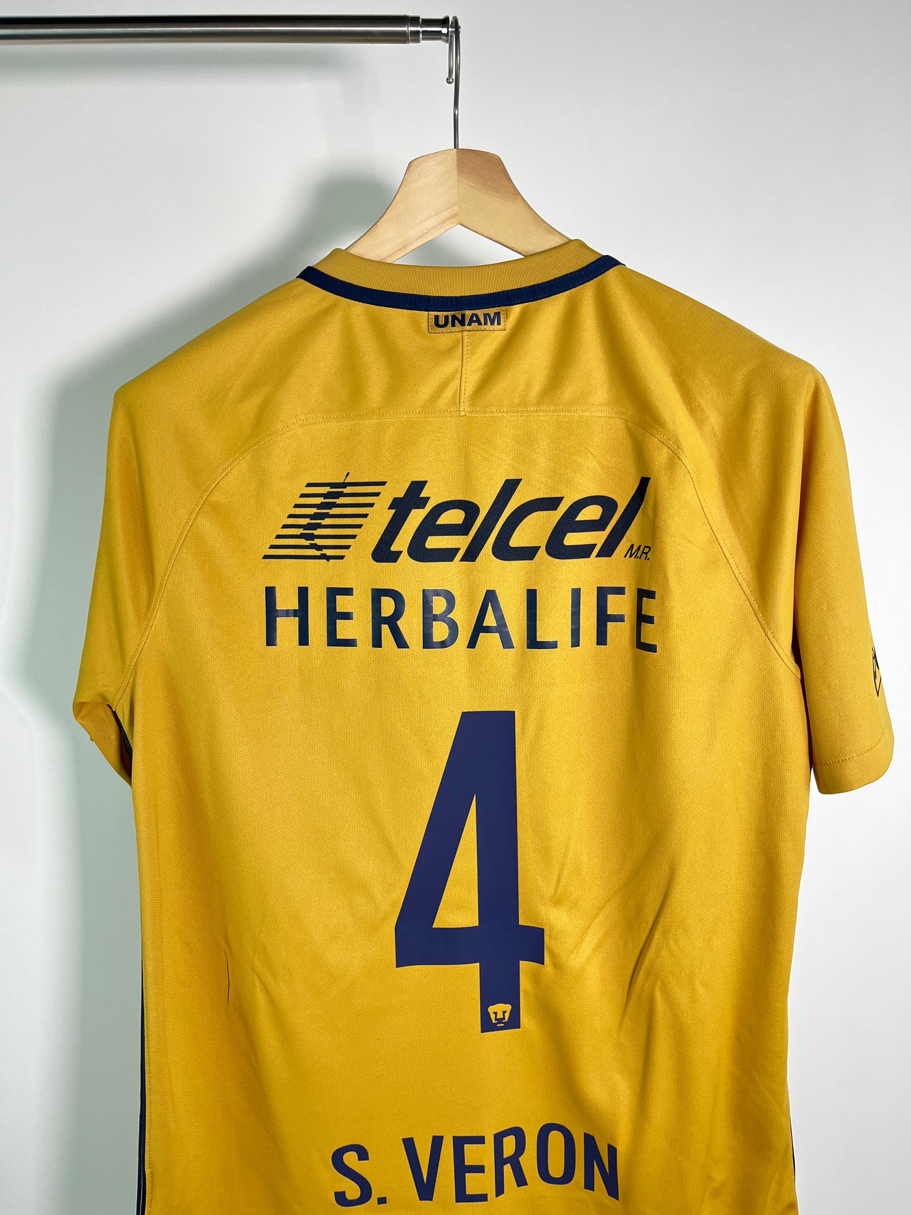 Jersey Pumas Local 2016 2017 *Mural* Darío Verón (L)