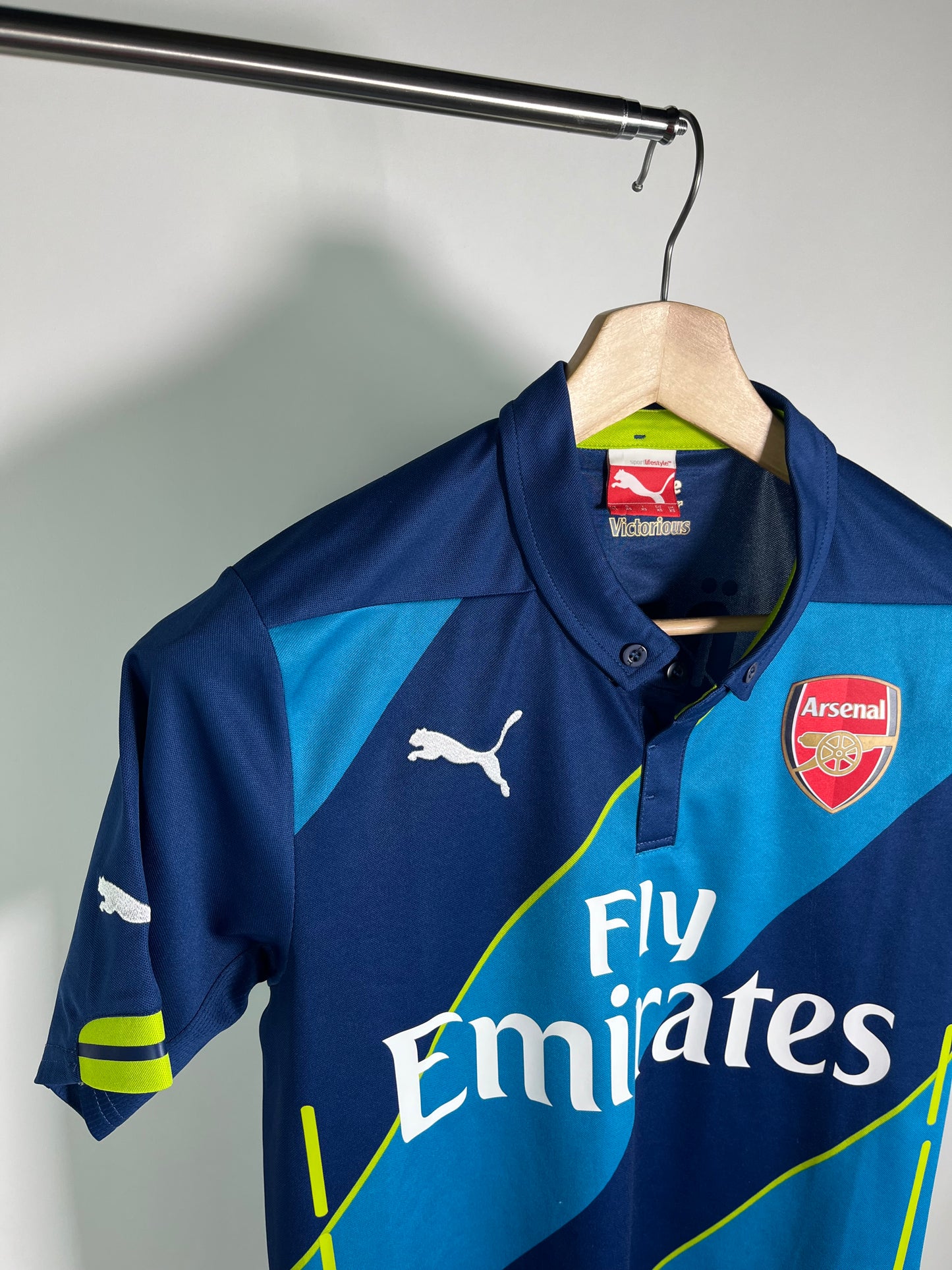 Jersey Arsenal Tercera 2014 2015 Mesut Özil (XS)
