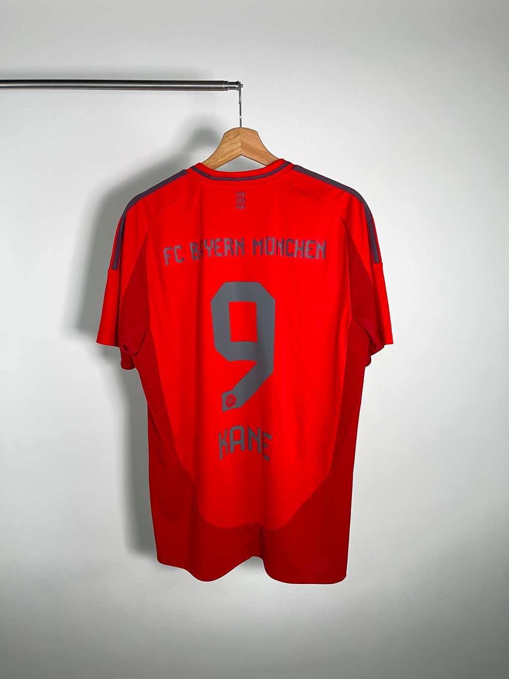 Jersey Bayern Munich Local 2024 2025 Harry Kane (L)