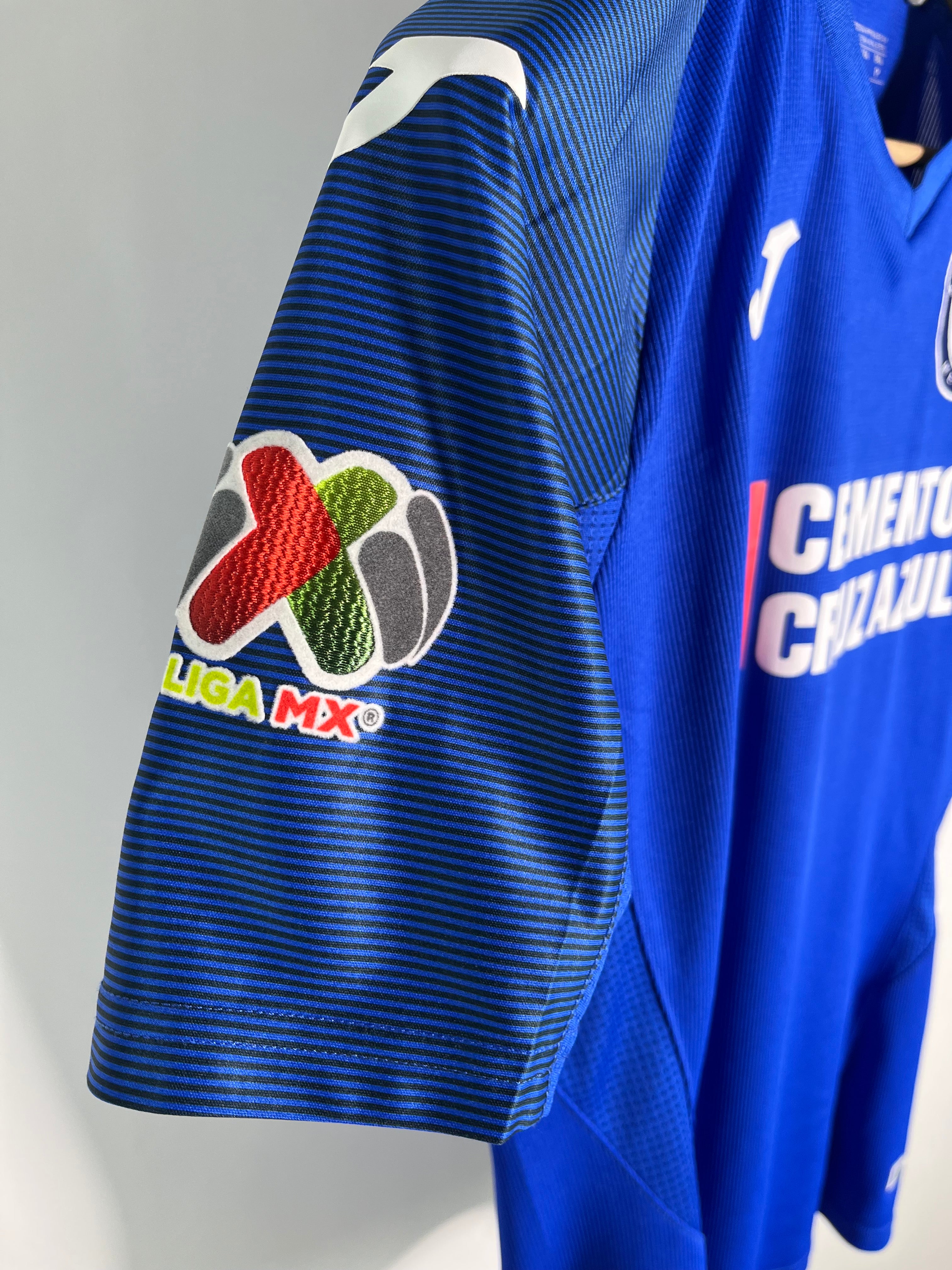 Jersey Cruz Azul Local 2019 2020 Utilería Amaury García (S)