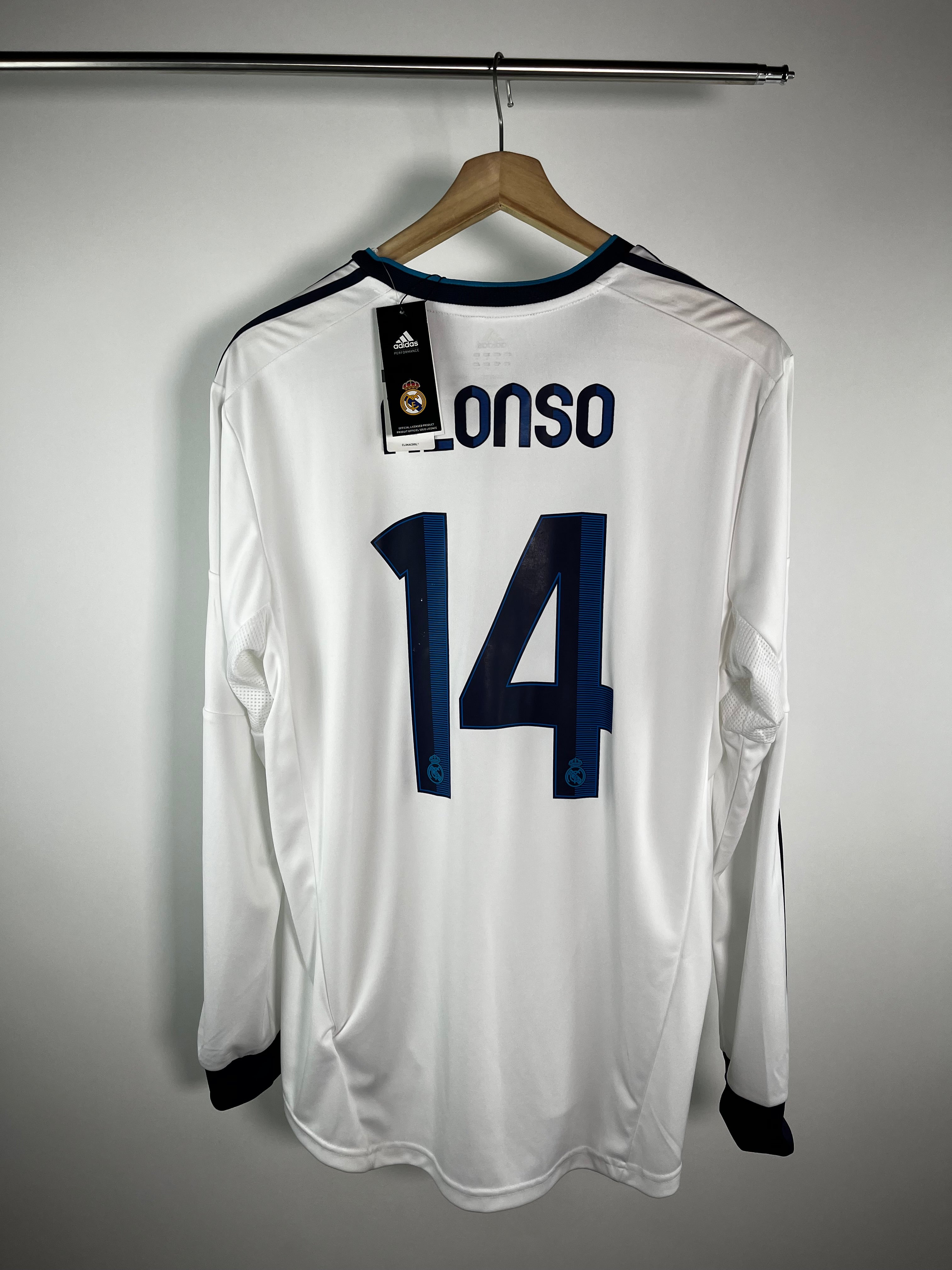 Jersey Real Madrid Local 2012 2013 Manga Larga *C/Etiquetas* Xabi Alonso (XL)