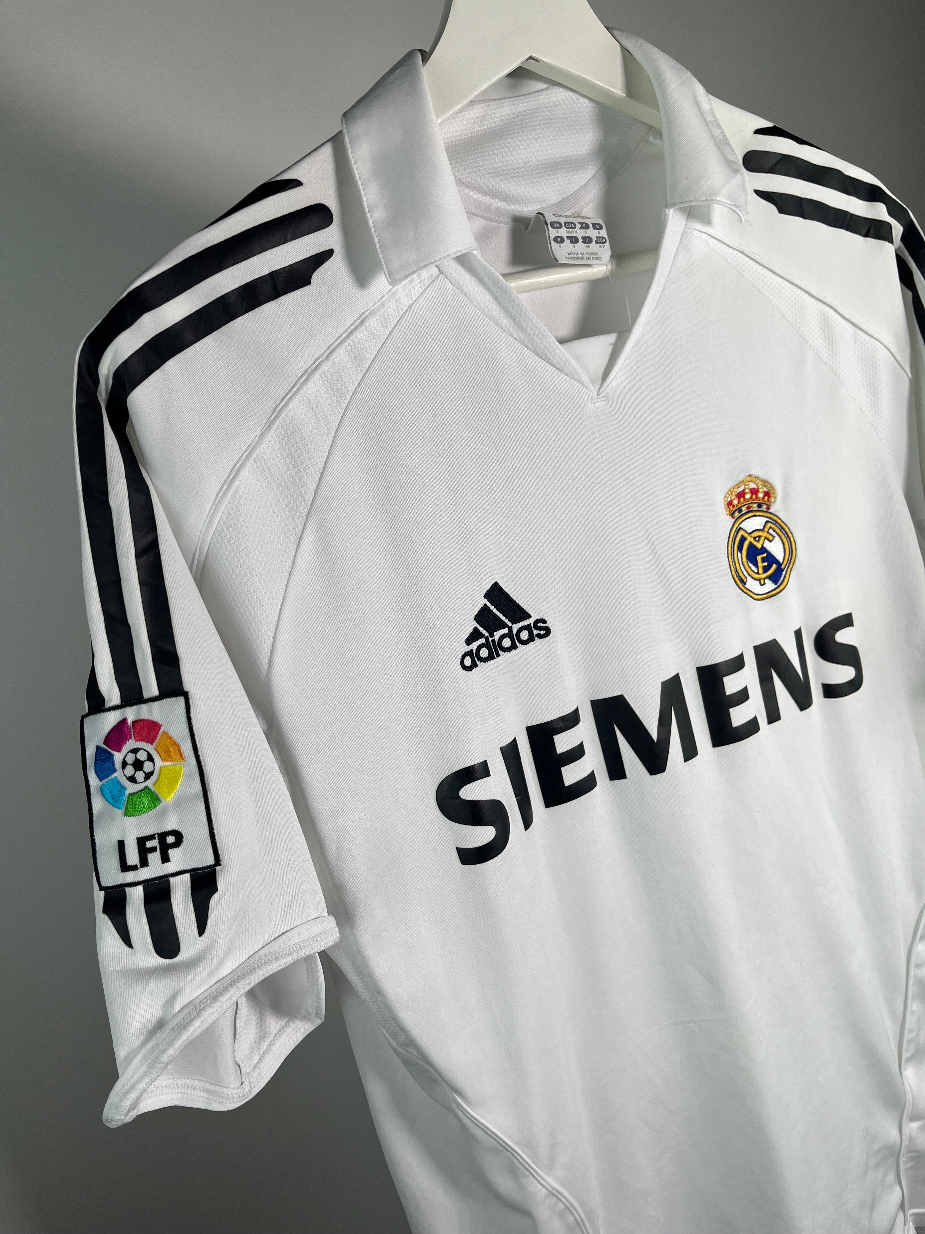 Jersey Real Madrid Local 2005 2006 Ronaldo Nazário (S)