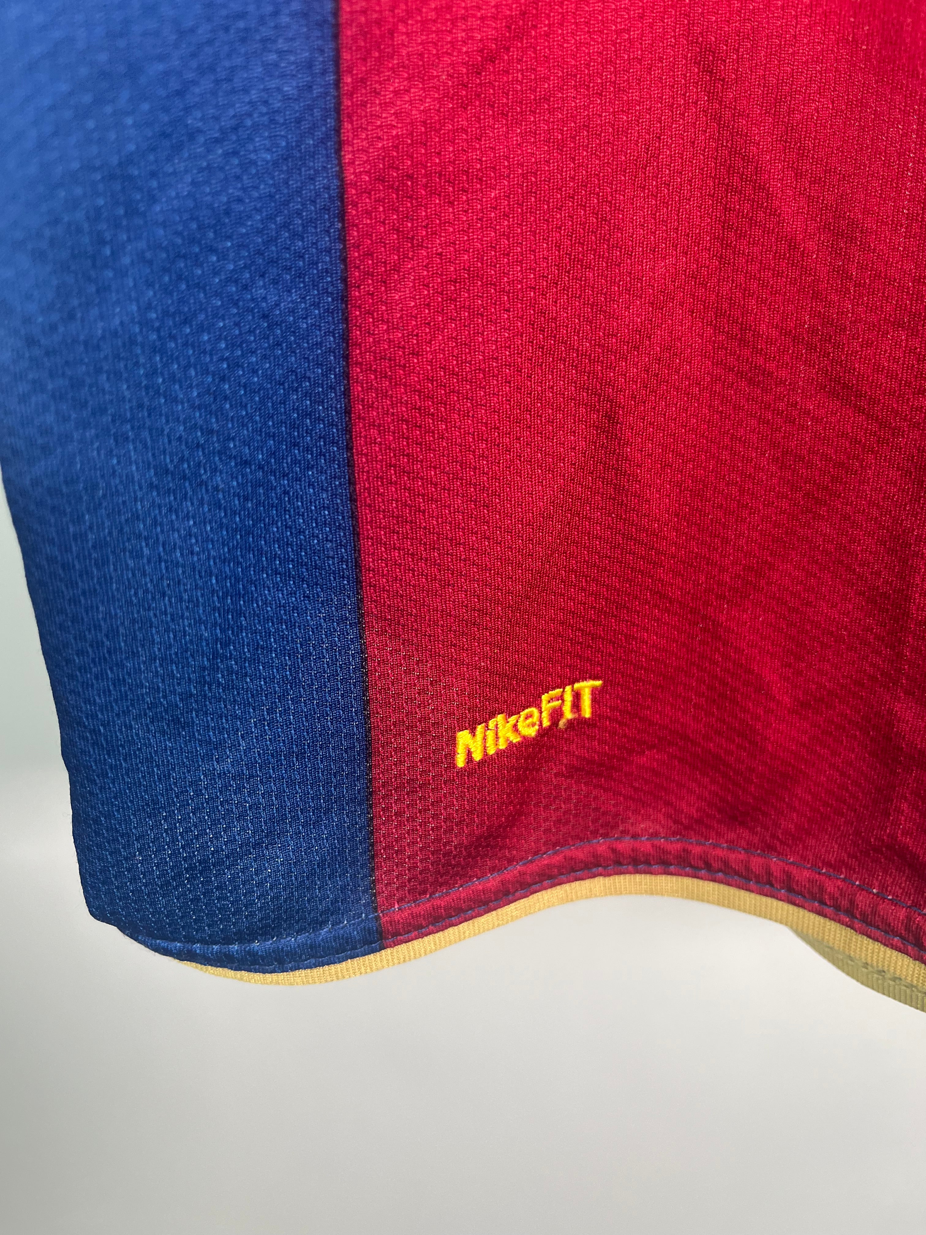 Jersey Barcelona local 2007 2008 Lionel Messi (L)