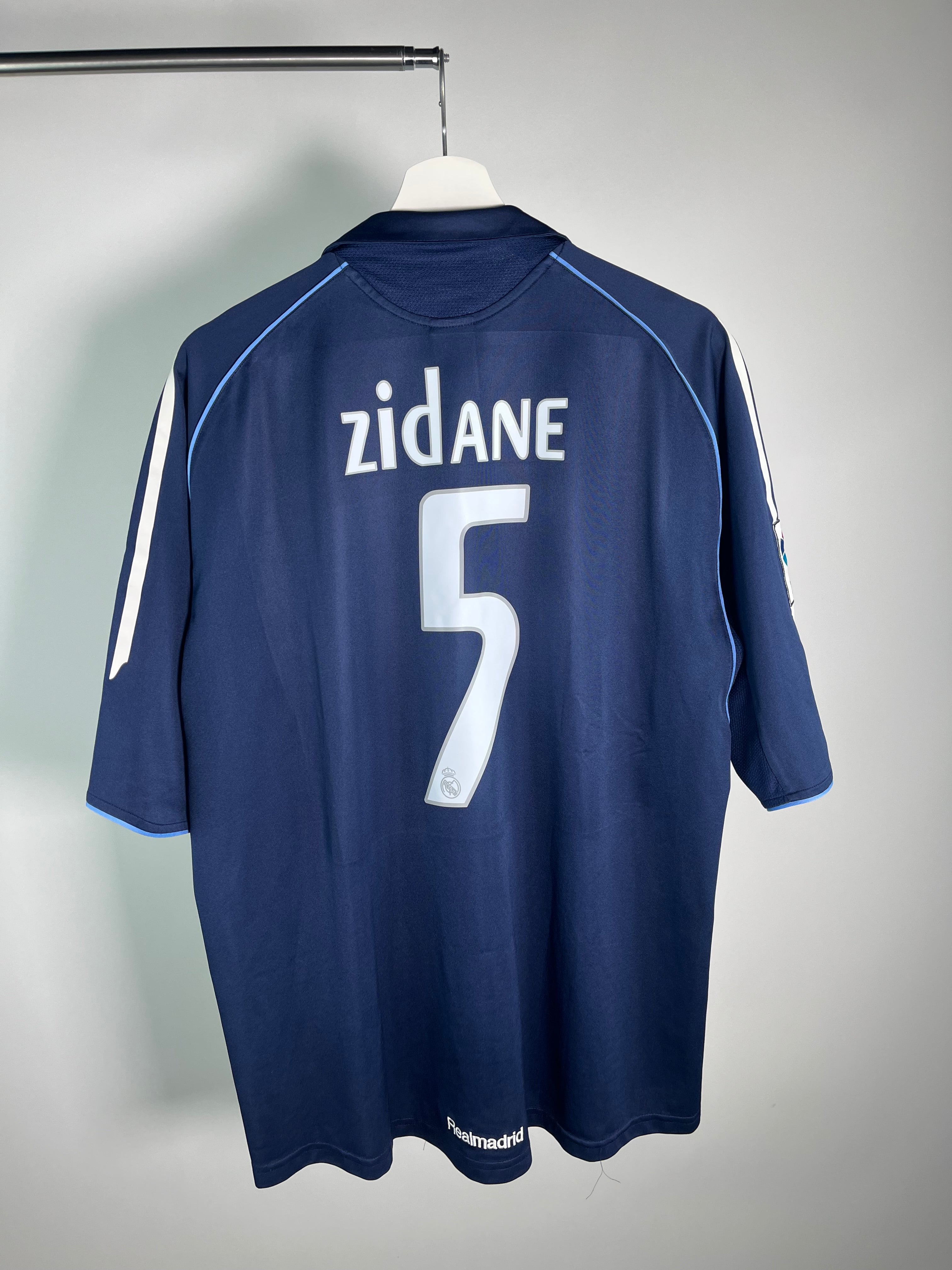 Jersey Real Madrid Visita 2005 2006 Zinedine Zidane (L)