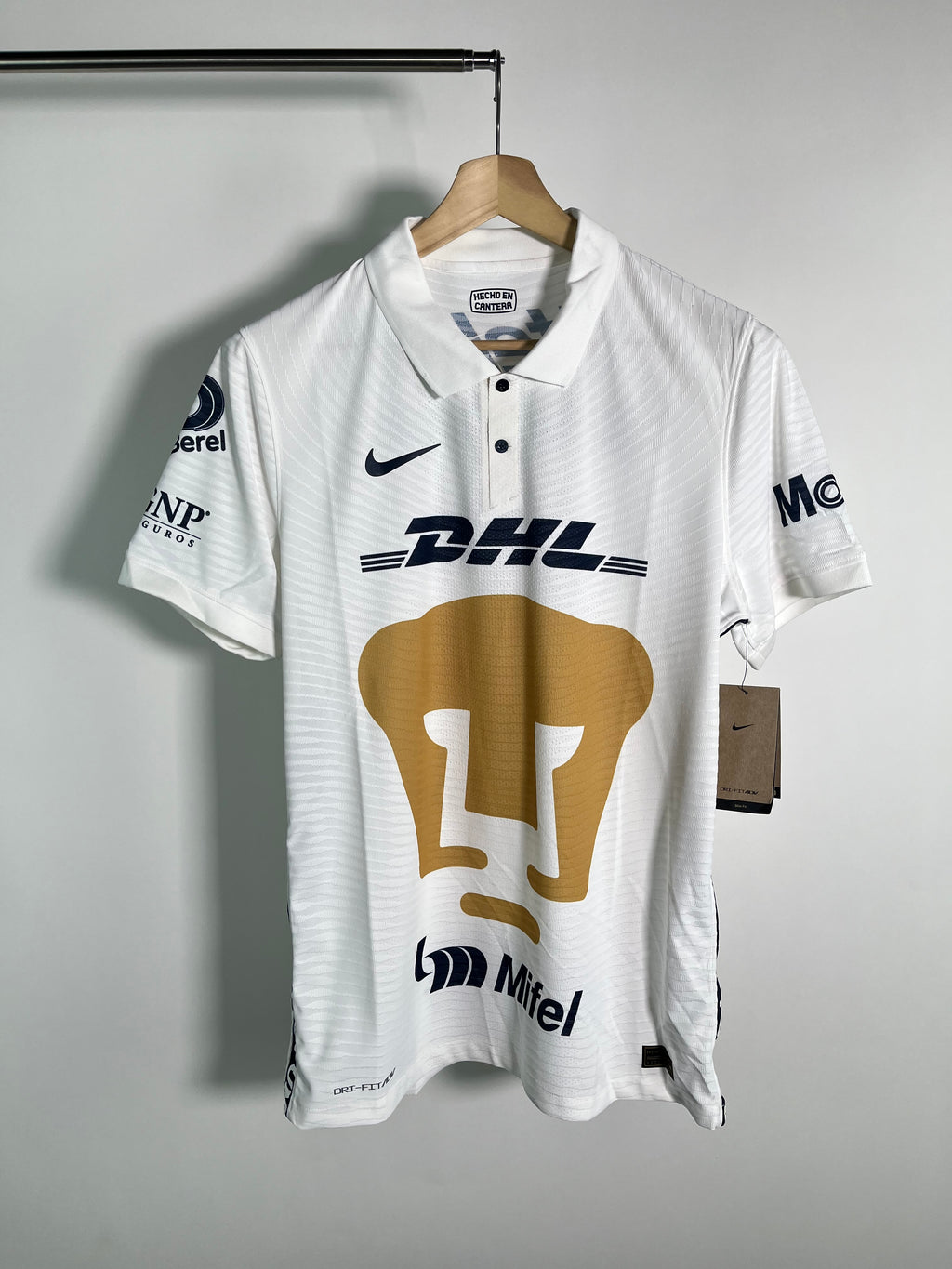 Jersey Pumas Local 2021 2022 Versión Jugador *Edición Día de Muertos* Juan Dinenno (L)