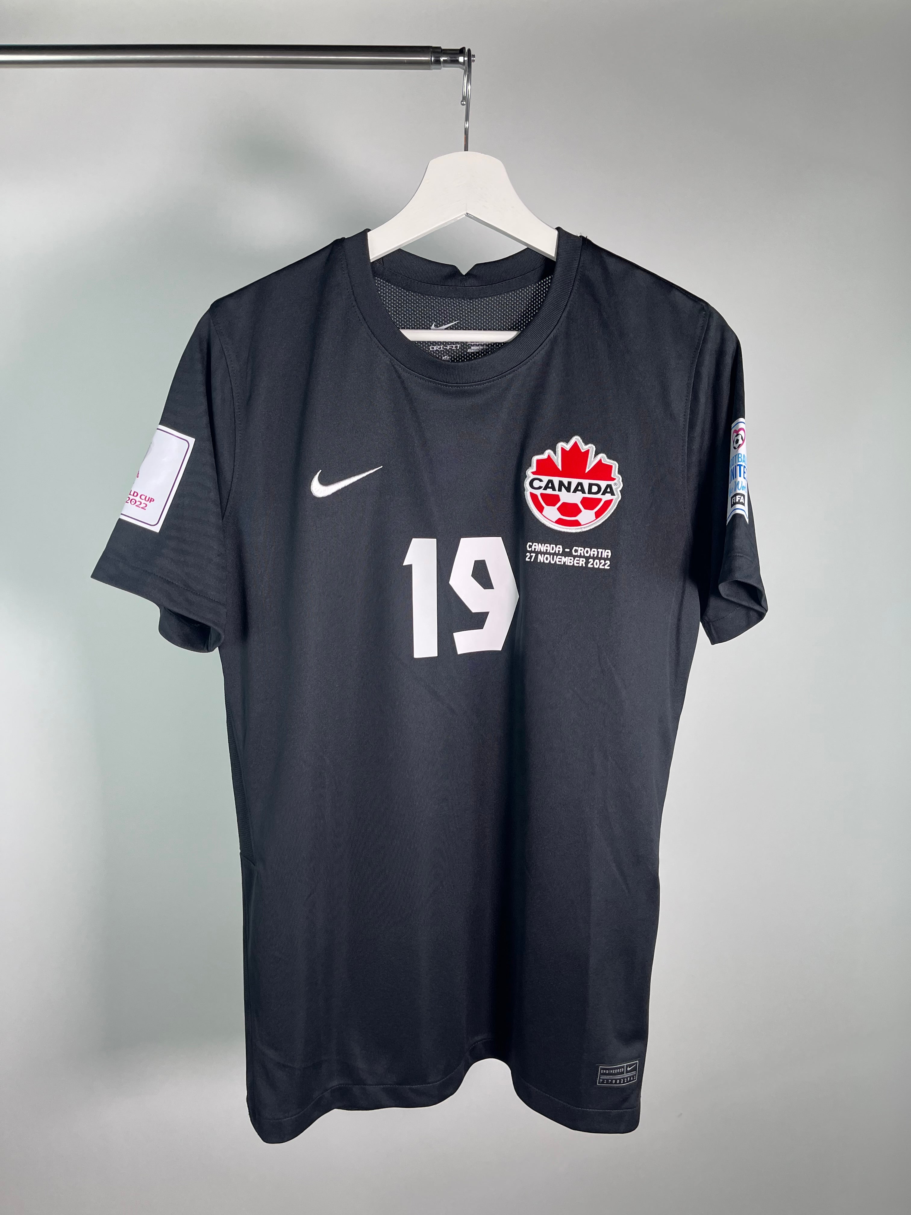 Jersey Canadá Tercera 2022 2023 Alphonso Davies (M)