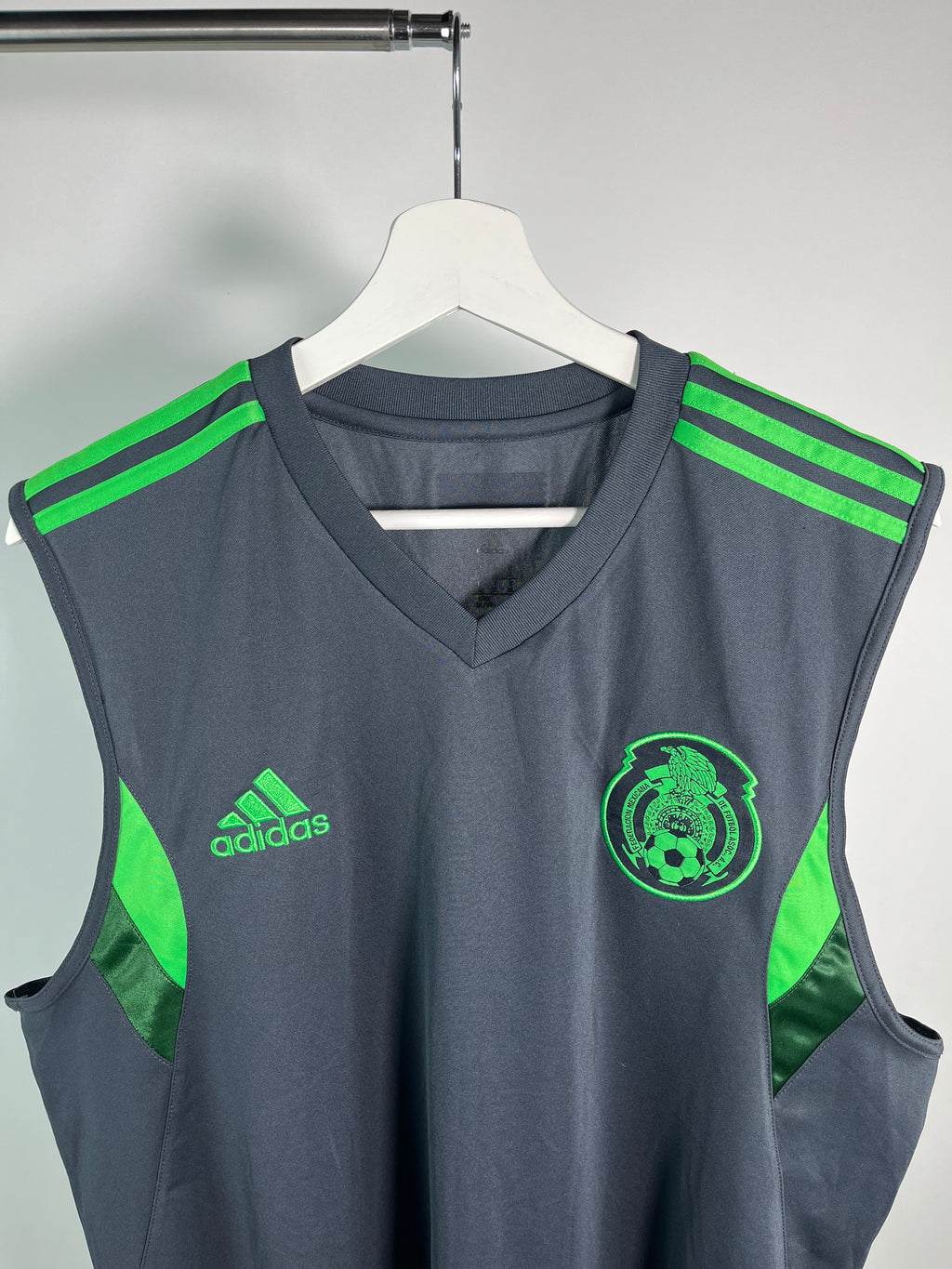 Jersey México Entrenamiento 2014 2015 *Sin Mangas* Versión Jugador (XL)