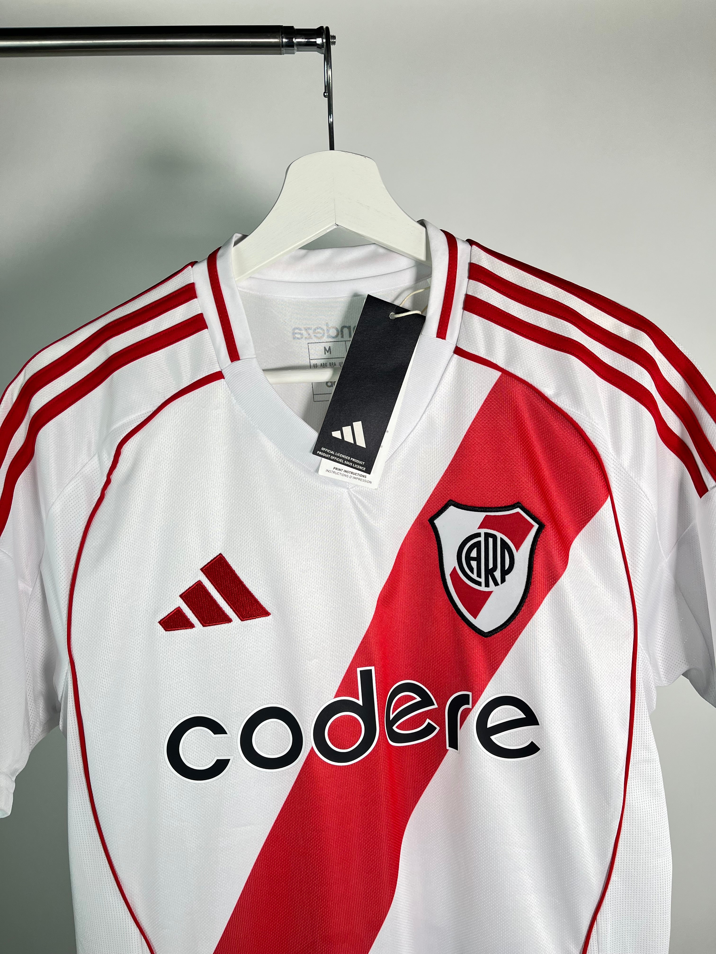 Jersey River Plate Local 2025 2026 *C/Etiquetas* (M)
