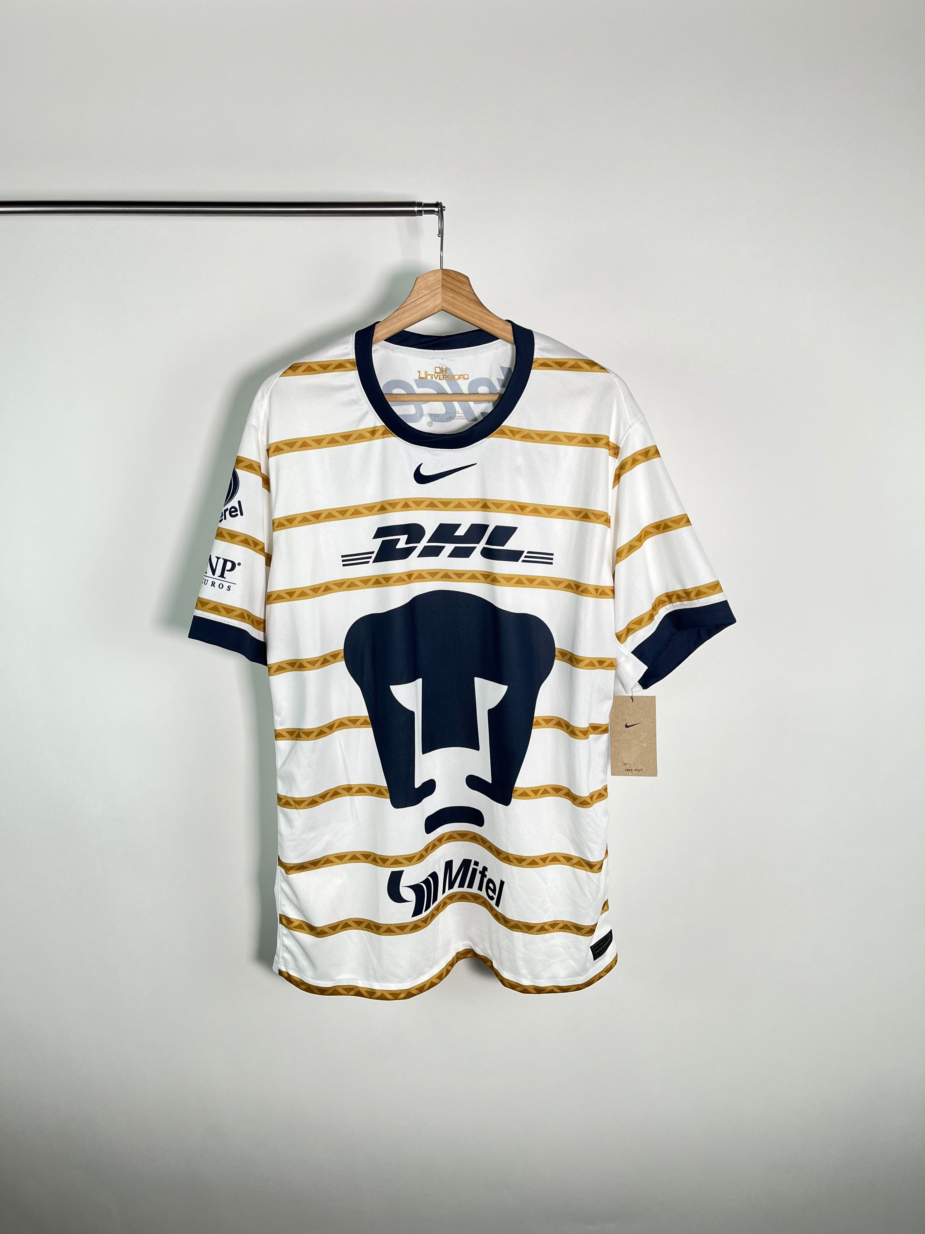 Jersey Pumas Local 2024 2025 César “Chino” Huerta *C/Etiquetas* (XXL)