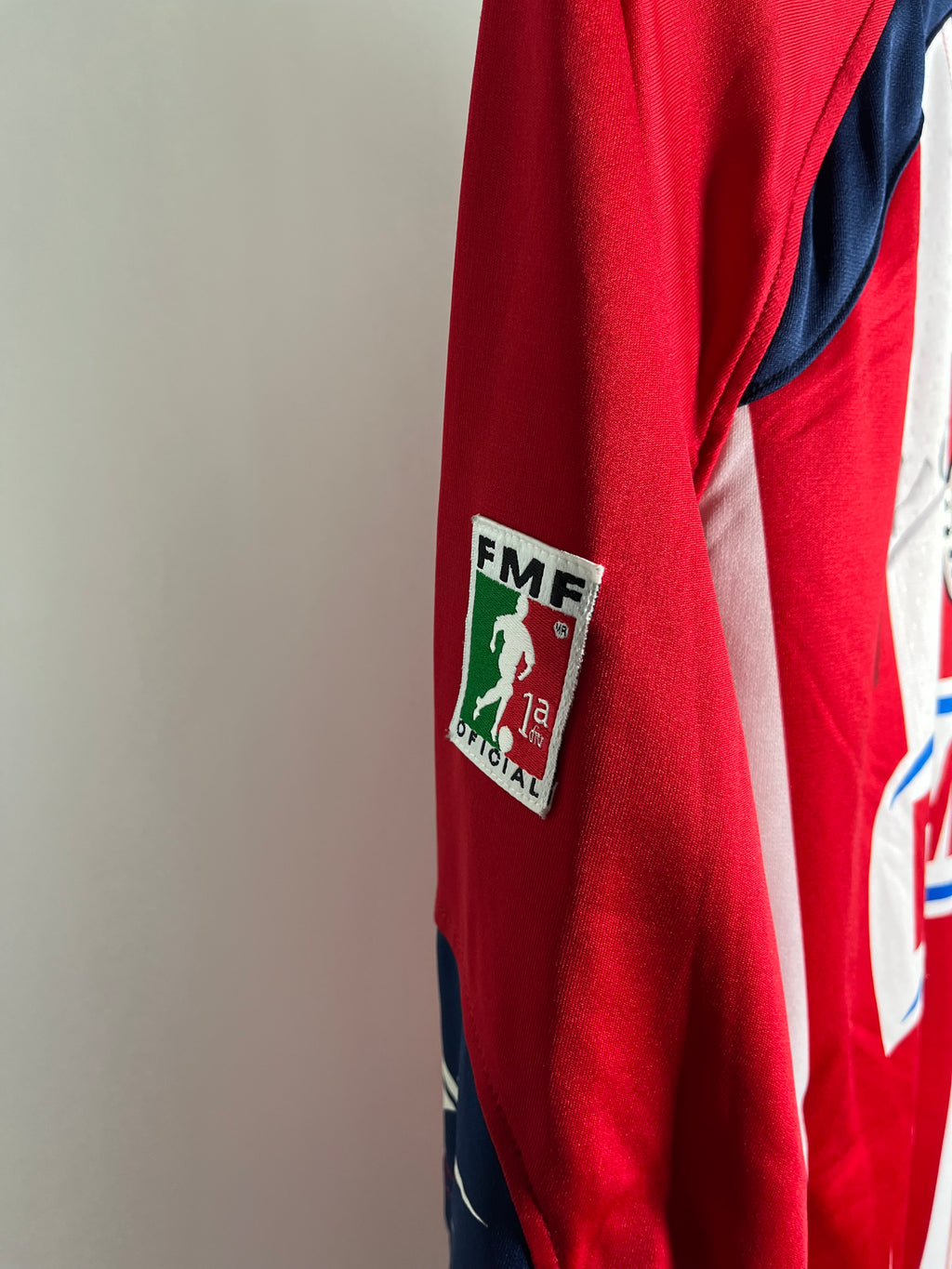 Jersey Chivas Local 2010 2011 Manga Larga Autografiado por Chicharito (S)