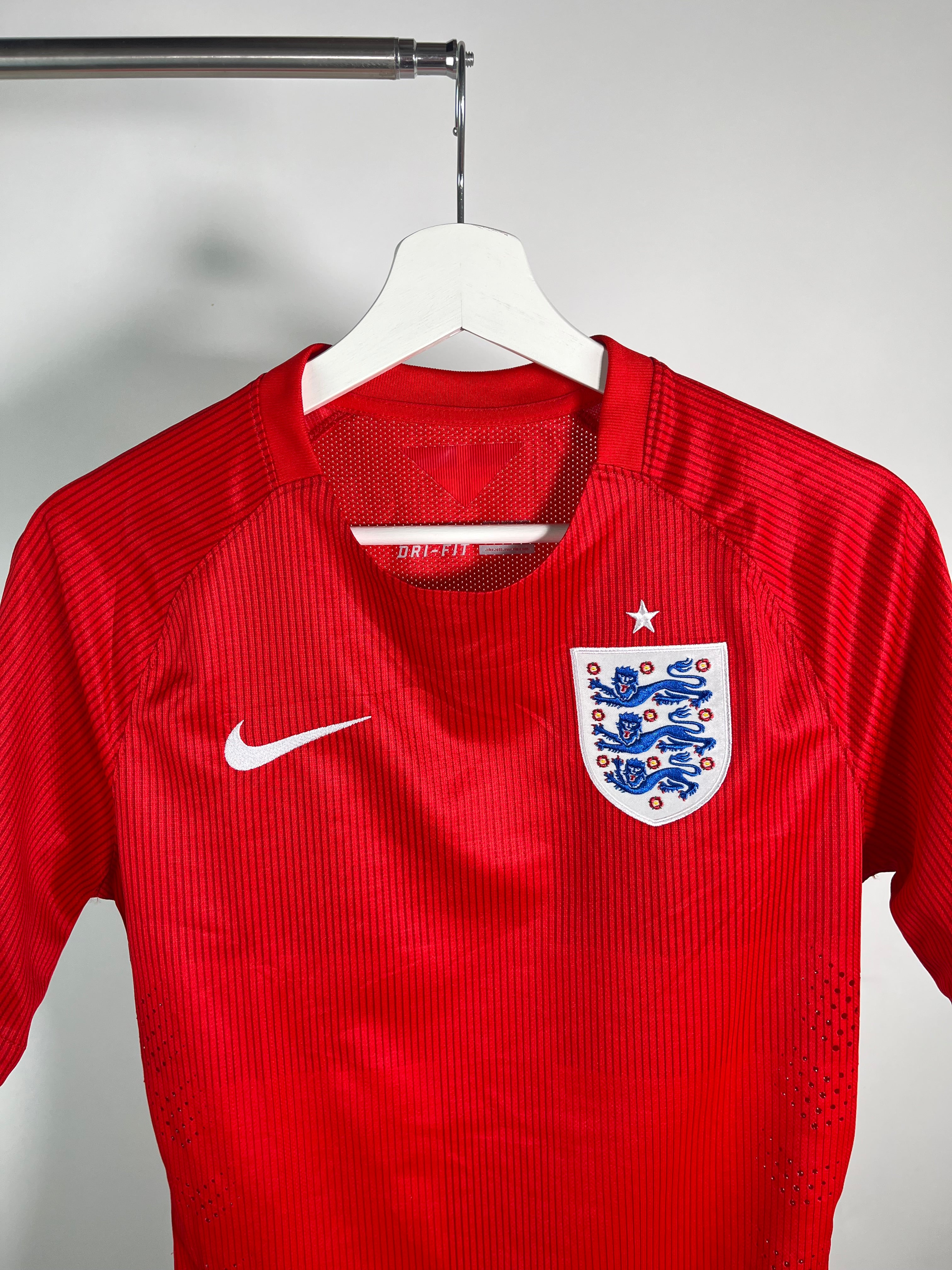 Jersey Inglaterra Visita 2014 2016 Versión Jugador (S)