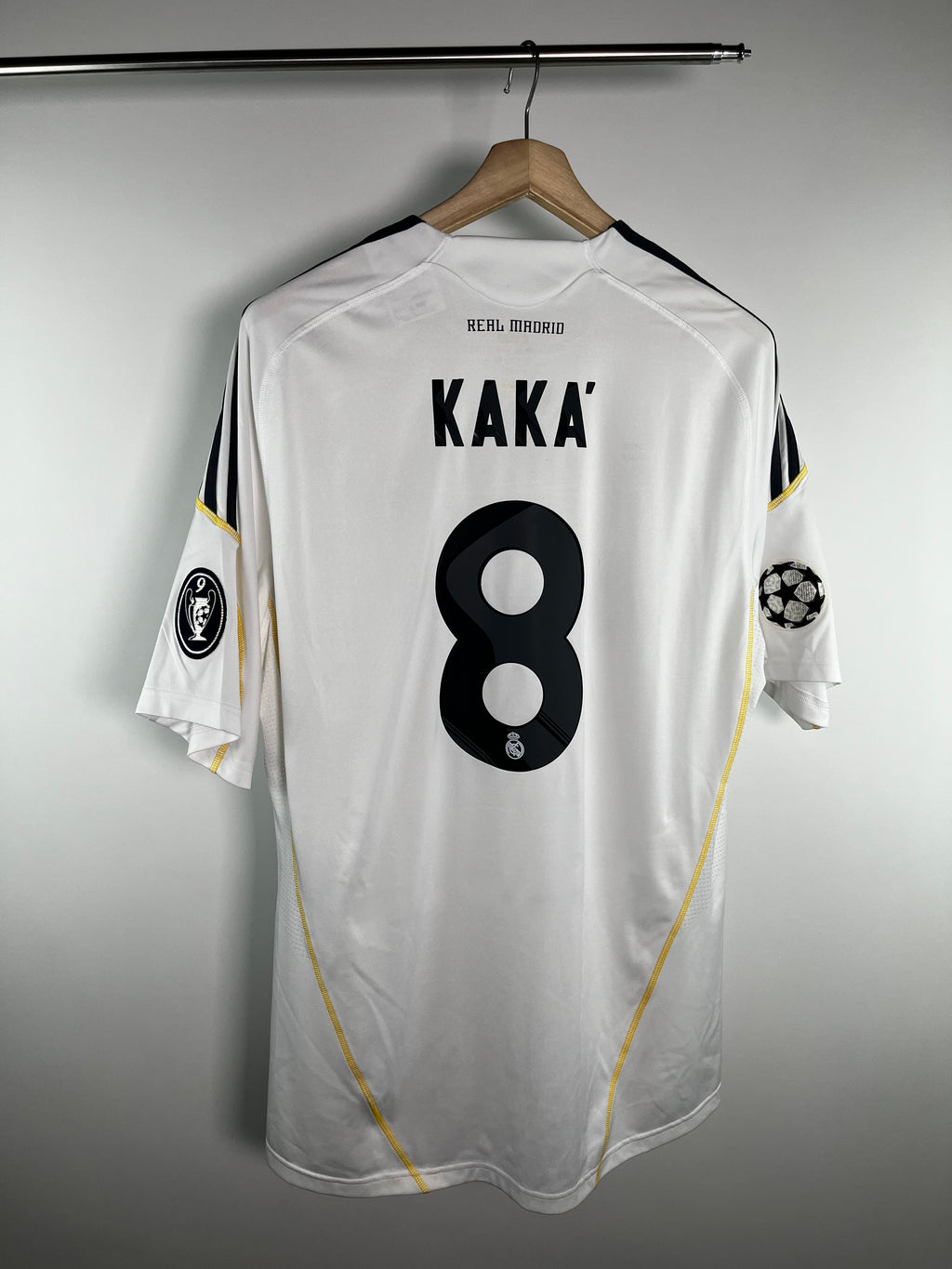 Jersey Real Madrid Local 2009 2010 *Champions League* Kaká (XL)