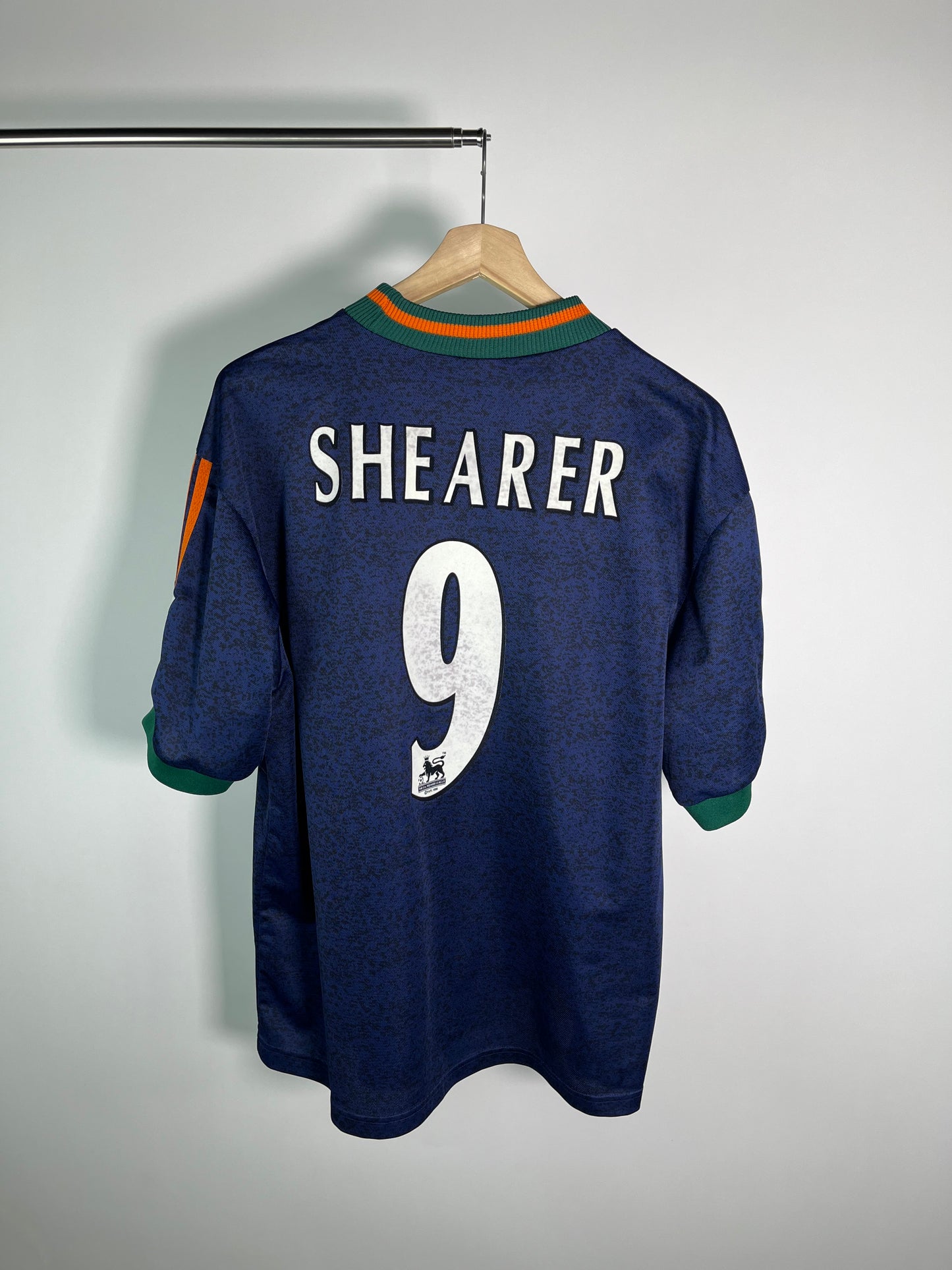 Jersey Newcastle United Visita 1997 1998 Alan Shearer (XL)