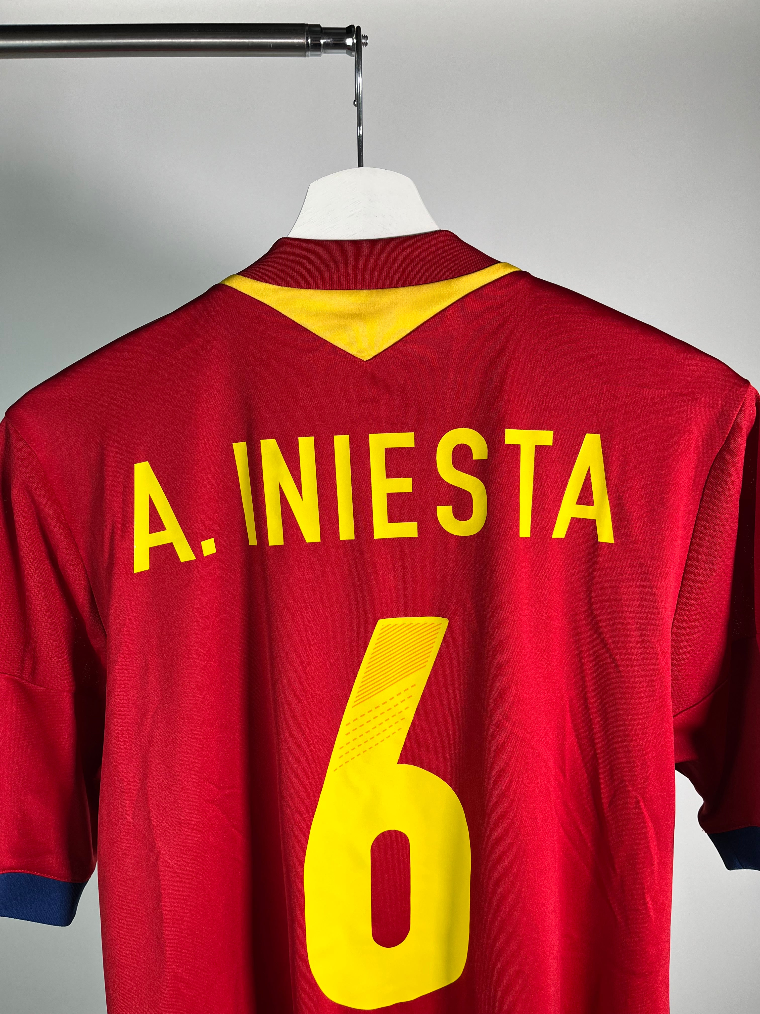 Jersey España Local 2013 2014 *Copa Confederaciones* Andrés Iniesta (S)